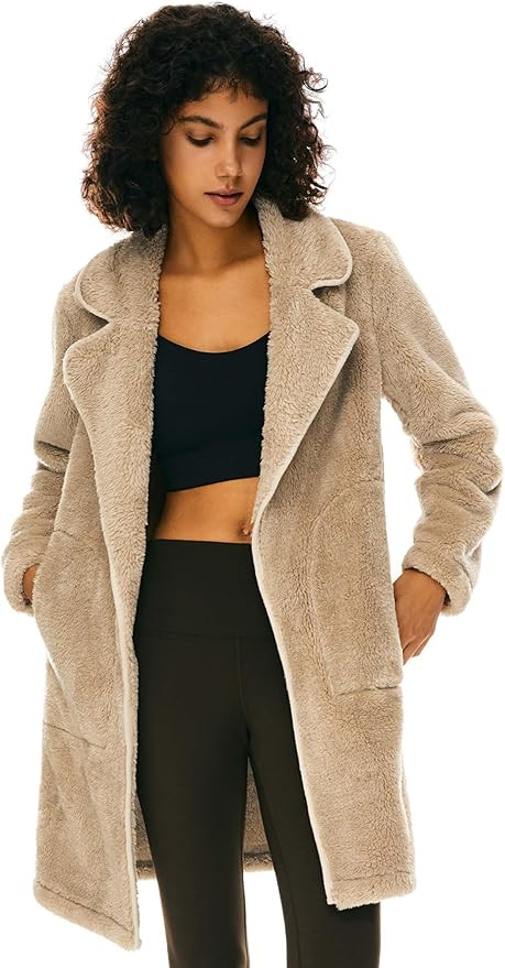 Orolay Women's Winter Fuzzy Fleece Jacket Long Sleeve Lapel Open Front Cardigan Faux Fur Coat wit... | Amazon (US)