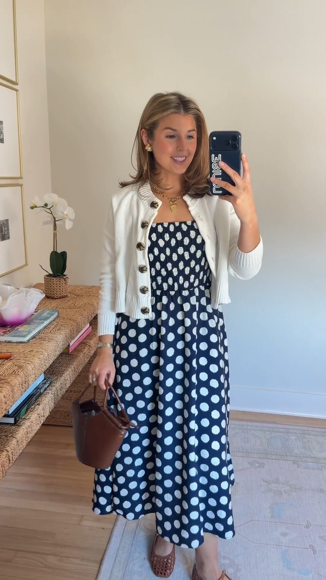 Cute casual outfit for spring! Wearing a S 