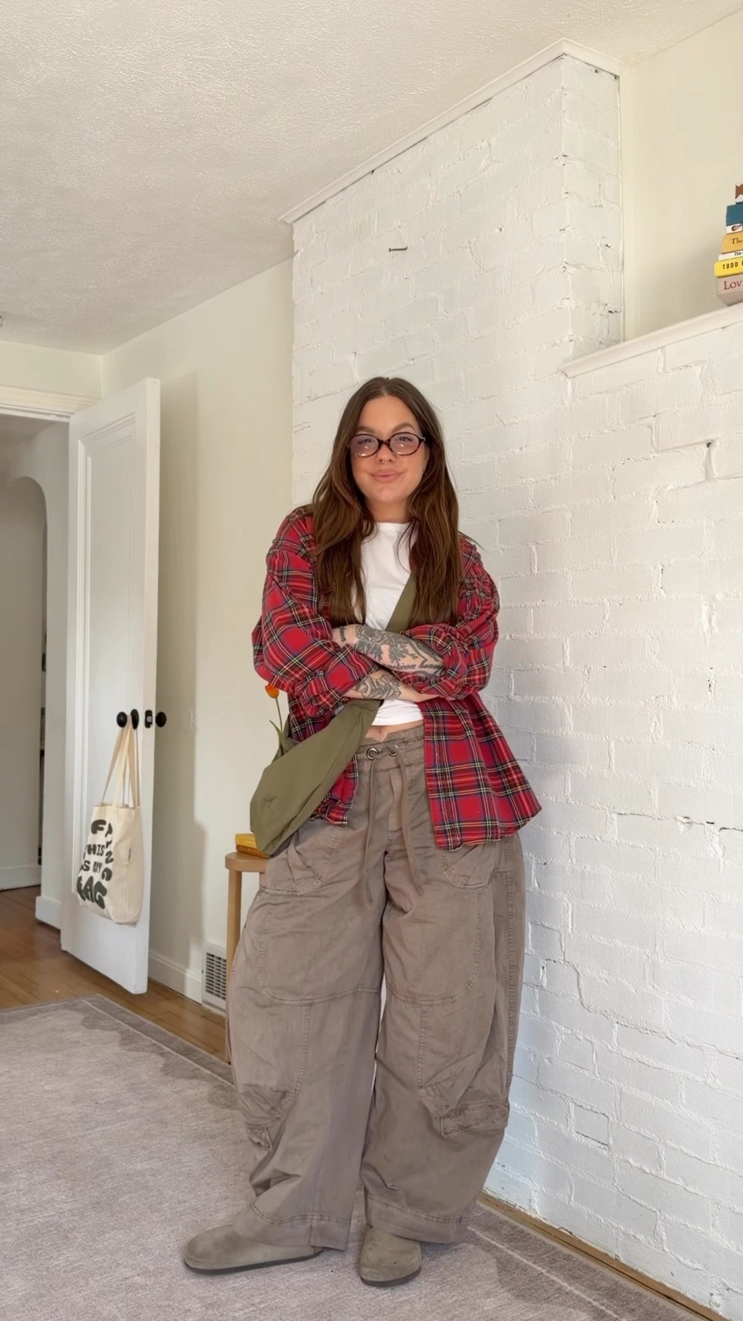 i will never shut up about these pants !!!! i am 135lbs and 5’4 and wearing a size small in them — a small in the white tee! flannel is vintage LL bean

#LTKootd #LTKmomlife #LTKgrwm