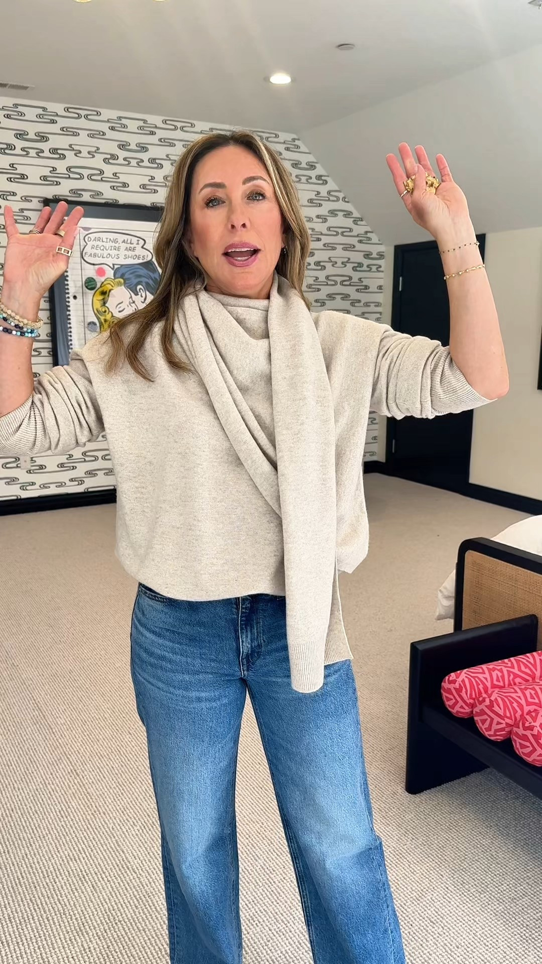 Sandwich dressing is the styling secret for pulling your look together! 🥪✨

The trick is all about repeating a color from your shoes or accessories somewhere else in your outfit, so everything feels harmonious. If you've got oatmeal up top, denim in the middle, and black booties, try adding a vintage brooch or another black accent near your face for that perfect finishing touch. It’s these little details that make your outfit sing!


#LTKHoliday #LTKootd #LTKSeasonal