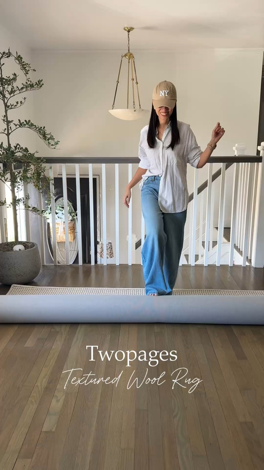 Twopages just launched their new rug collection and of course I had to try it 🤍 I’m in love with the texture, the color, and the quality that always sets them apart. 

Use my code BIA27 for a special discount ✨