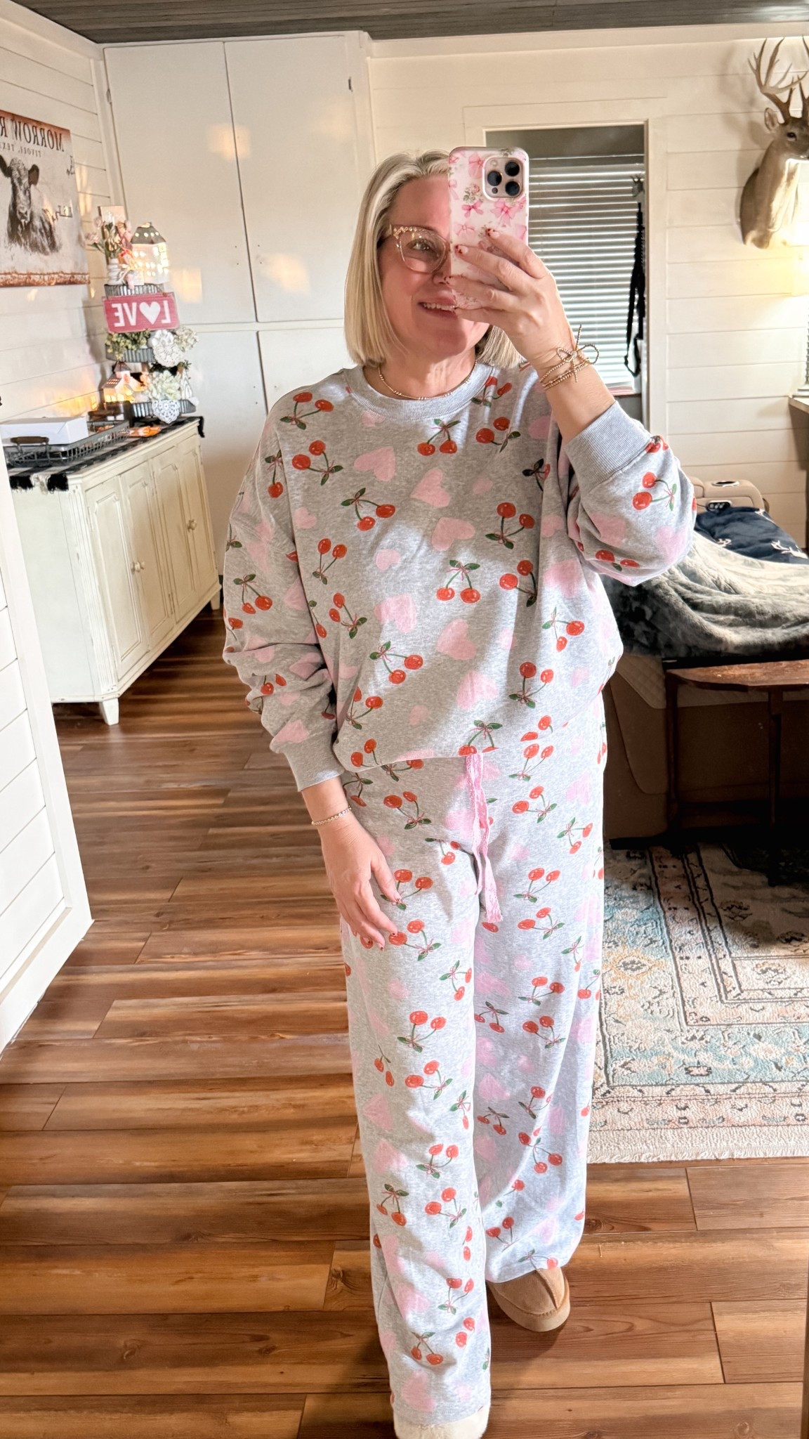 OOTD 
Headed to the mall so Ivory can 
“Walk Walk” & get a prize for being a
Big girl!
What is your favorite 7 Brew order?

#LTKootd #LTKdayinmylife #LTKmomlife