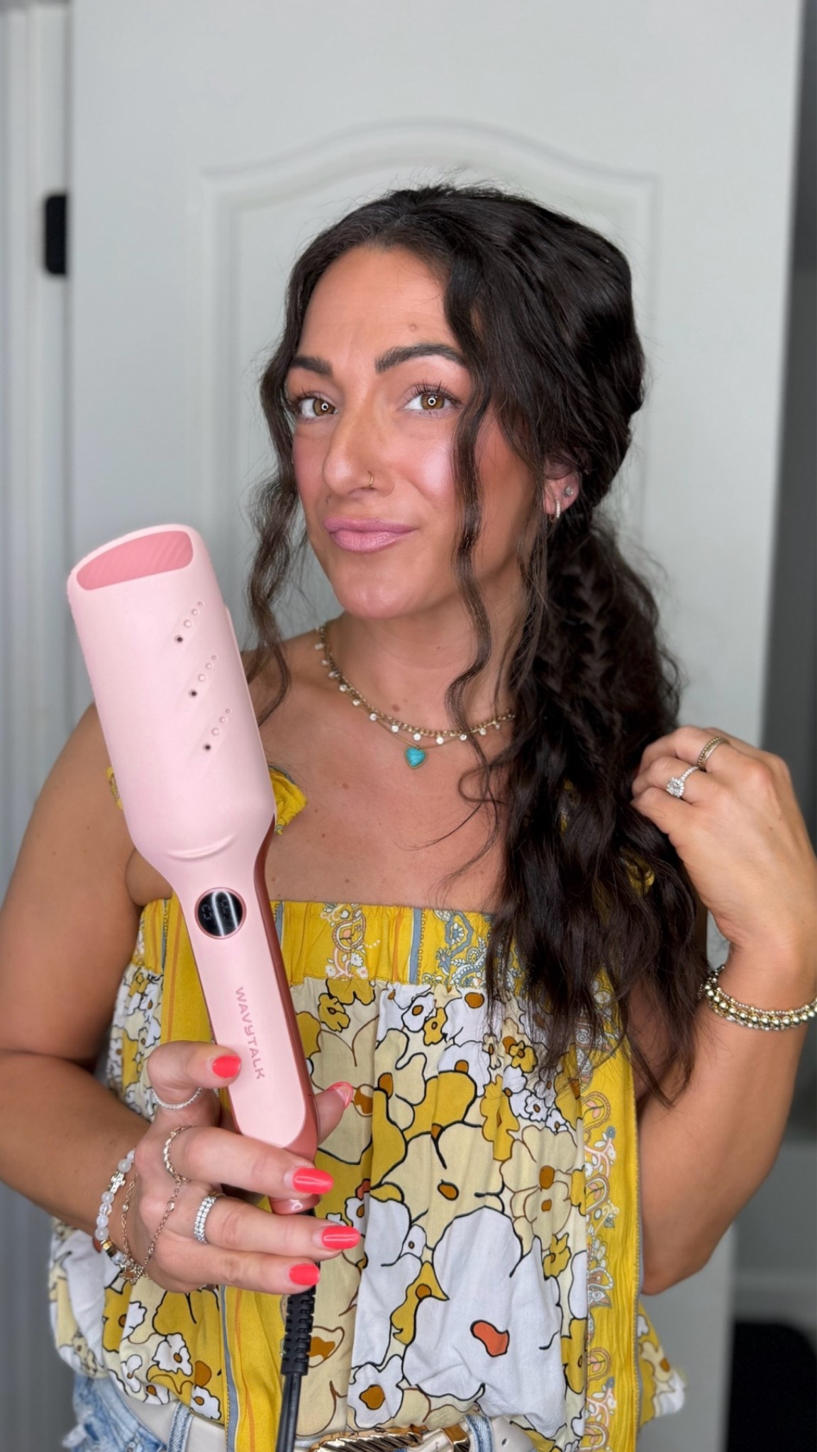 This hair waver 🤌so good! Anti-scald design and infused with vitamin C to leave your hair shiny 👏

#LTKgrwm #LTKBeauty #LTKselfcare