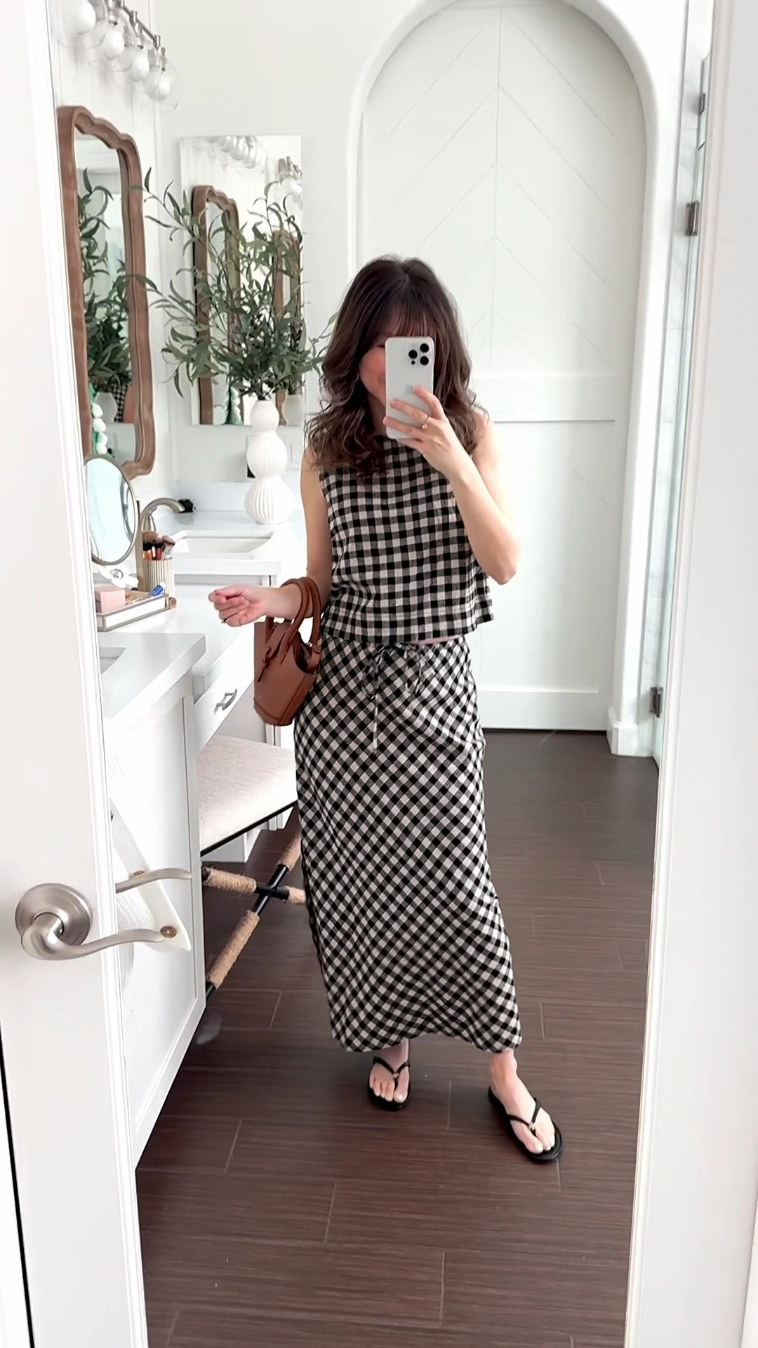 Spring outfits I can throw on and feel put together in five minutes.
Easy, breathable, and actually flattering on a 5’2 frame—this is my kind of spring uniform.

Top XS 
Skirt xsp
Skort XS 


#LTKPetite #LTKootd