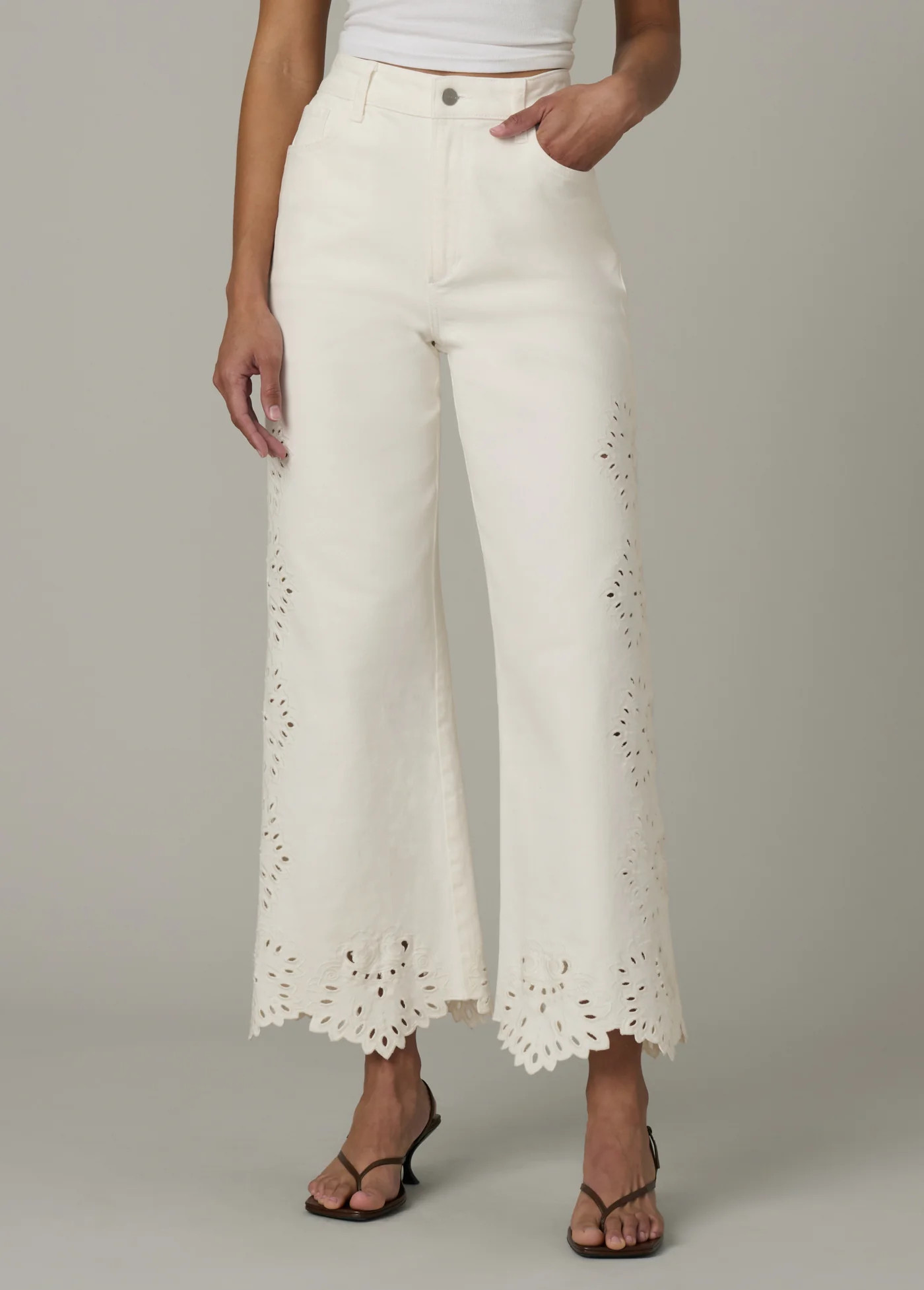 THE MIA WITH BRODERIE | JOES