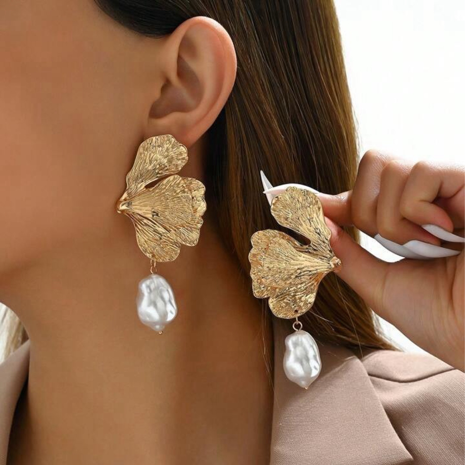 Gold Earrings 

#gold #earring #jewelry #statementjewelry

#LTKWedding #LTKStyleTip #LTKFindsUnder50