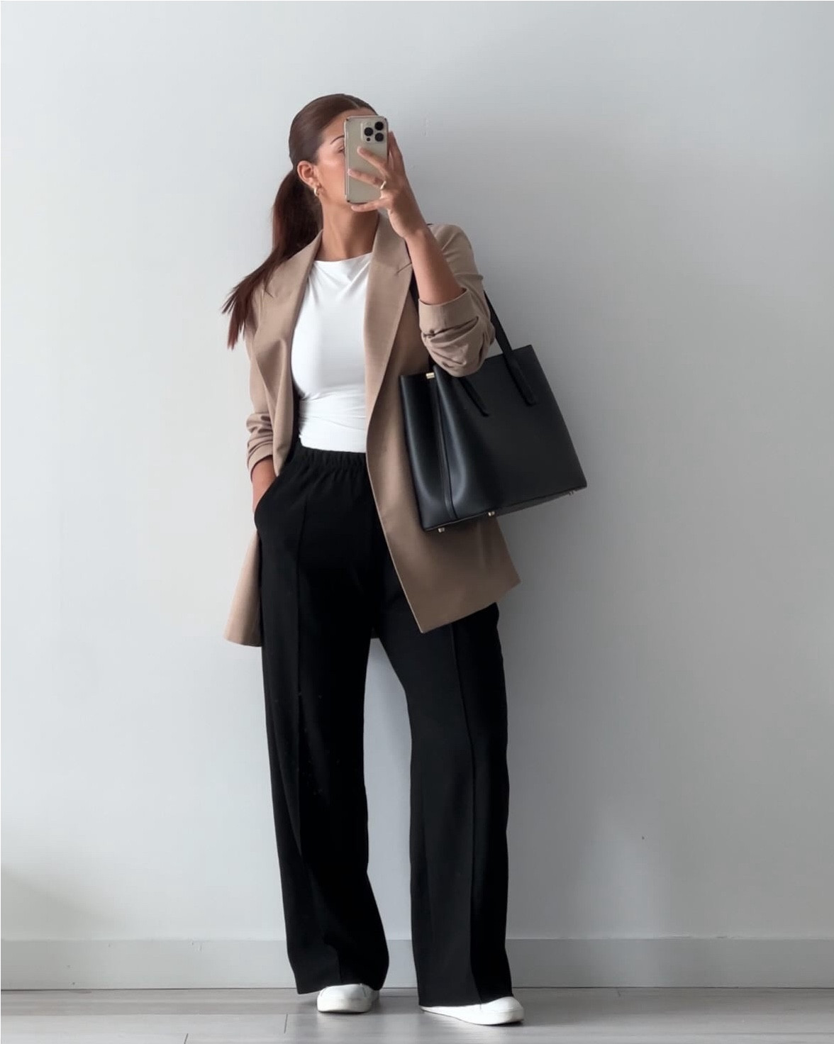 workwear ootd —

brb living in these pants for the foreseeable future !! big @gap girl always 

details:
blazer - @hm, small, similar linked
top - @abercrombie, small, linked 
pants - @gap, medium, linked 
sneakers - @nordstrom, 7.5, linked
bag - @frejanyc, Linnea tote
