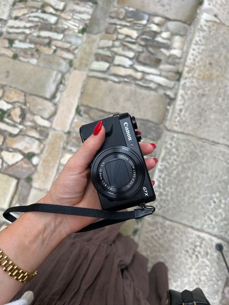 SO happy I bought this camera! Such a convenient size, amazing quality, no lens cap to worry about etc. Battery life seems great so I don’t think it’s worth it to buy a big bundle deal with a ton of accessories, haven’t used any myself!

#LTKeurope #LTKtravel