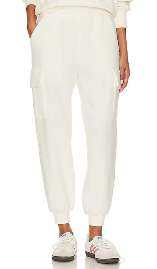 Samson Relaxed Fleece Pant in Egret | Revolve Clothing (Global)