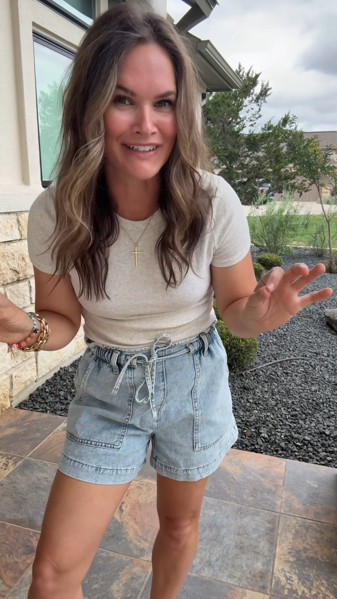 The price on these shorts is so good! They’re a perfect length, comfortable, and have such a good stretch at the waist! Love these for everyday summer outfits

#LTKmomlife #LTKootd #LTKgrwm