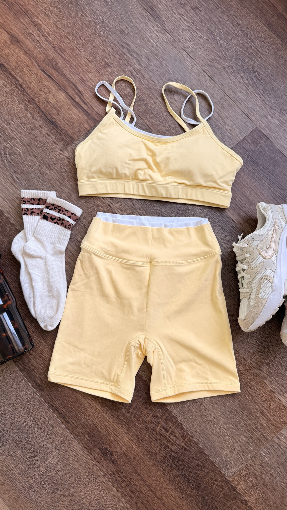 Amazon workout set that’s just as good as the name brand option 👏

#LTKfitnessgoals #LTKActive #LTKootd