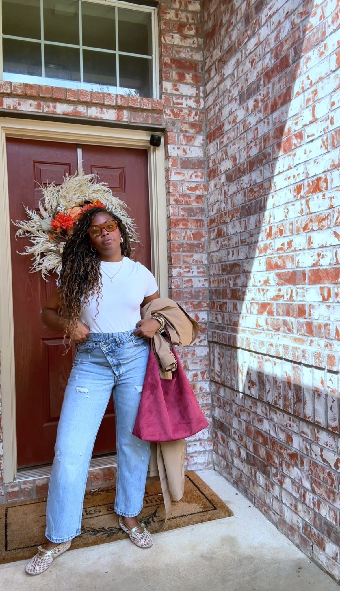Simple, elevated outfit idea

This classic and fantastic KBB jeans from @target are great base to add more pizzazz with this long trenchcoat, burgundy suede bag to bring in a pop-up color and fall flare. Finished a look with gold accessories, fun, sunglasses, and these look for less gold flats.

#LTKStyleTip #LTKPetite #LTKFallSale