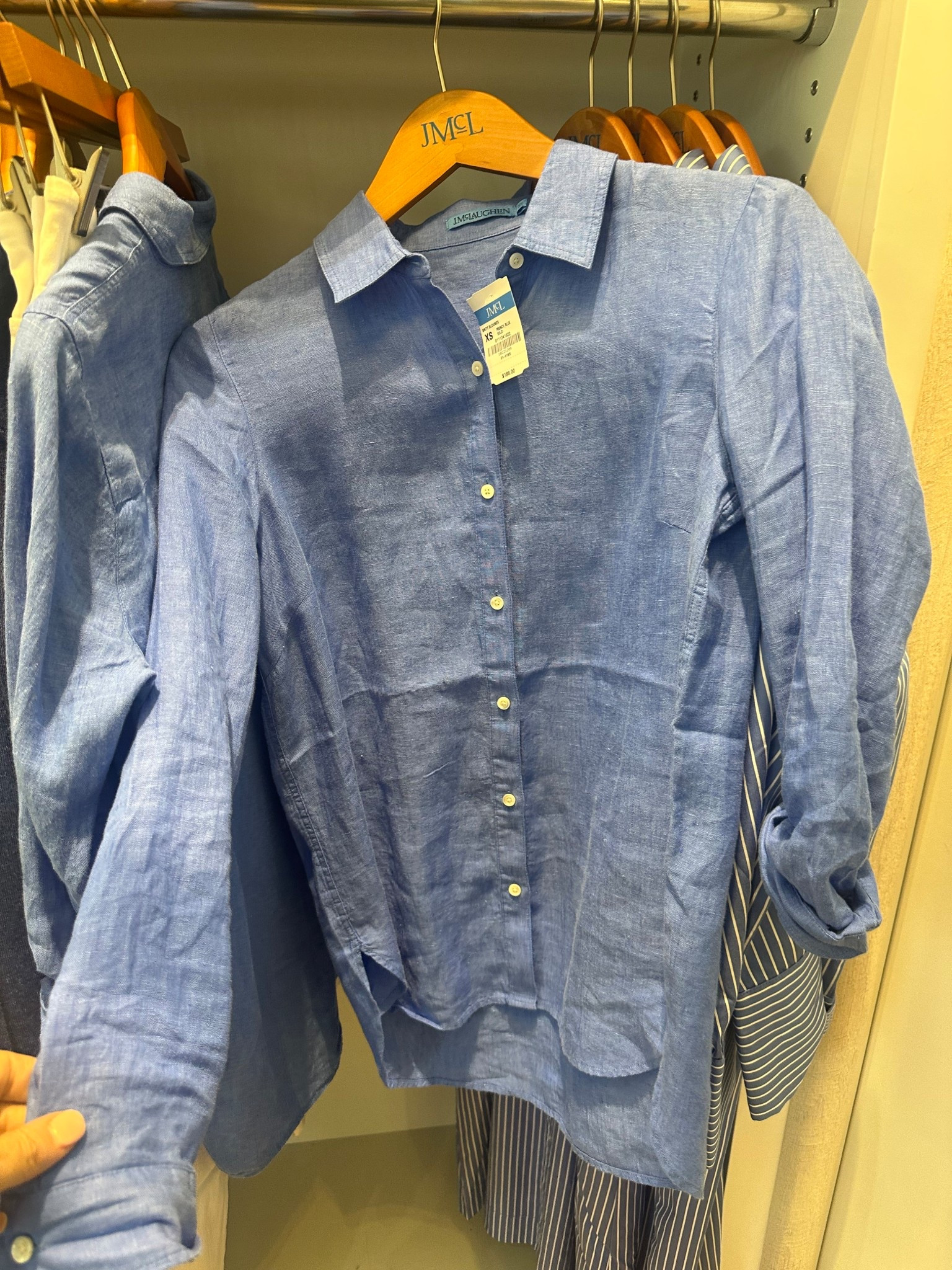 A blue Oxford shirt in linen is a staple for fall. This season is no exception. Love this one from J McLaughlin. 