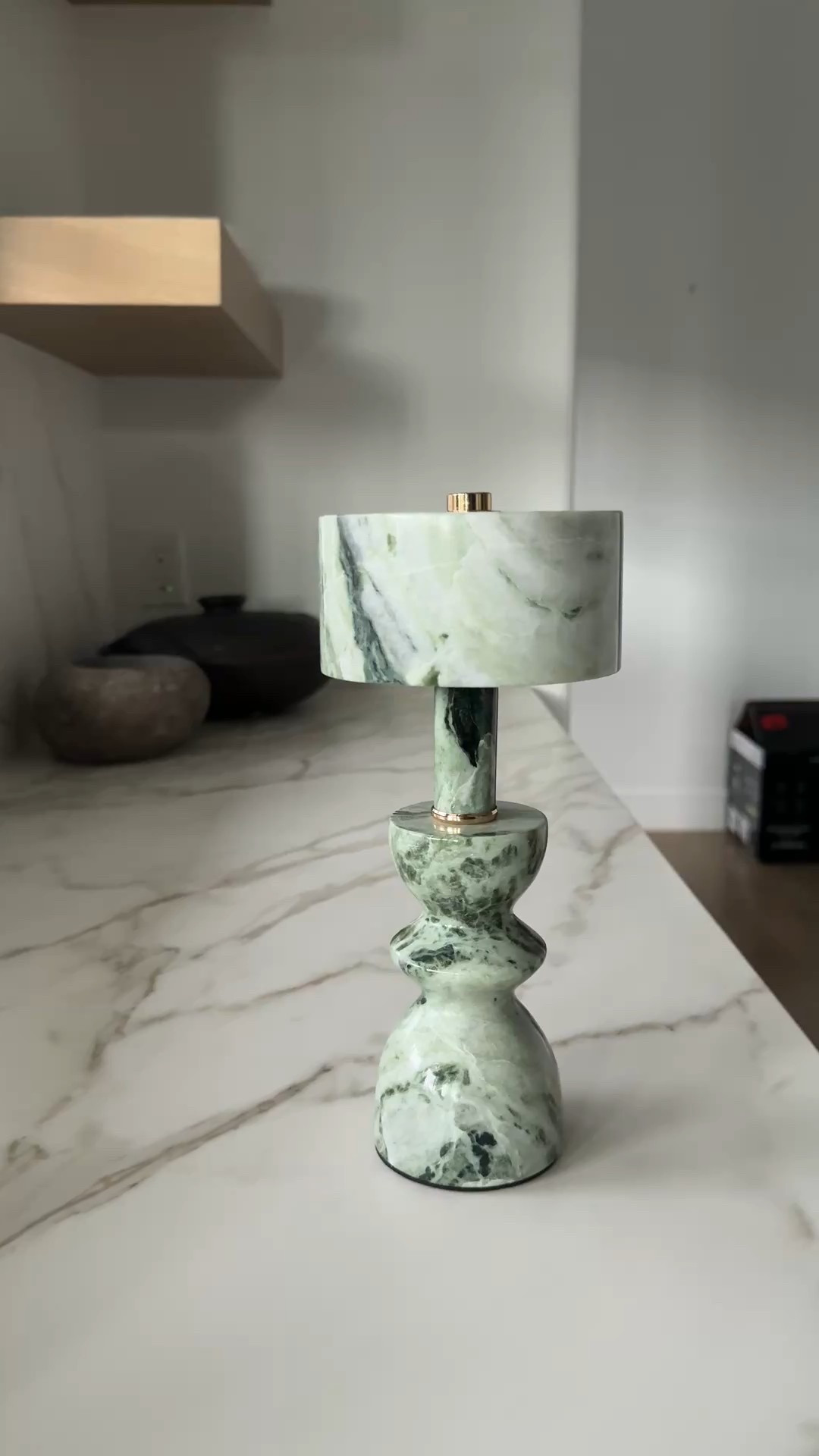 I’m so OBSESSED with this light 

#LTKHome