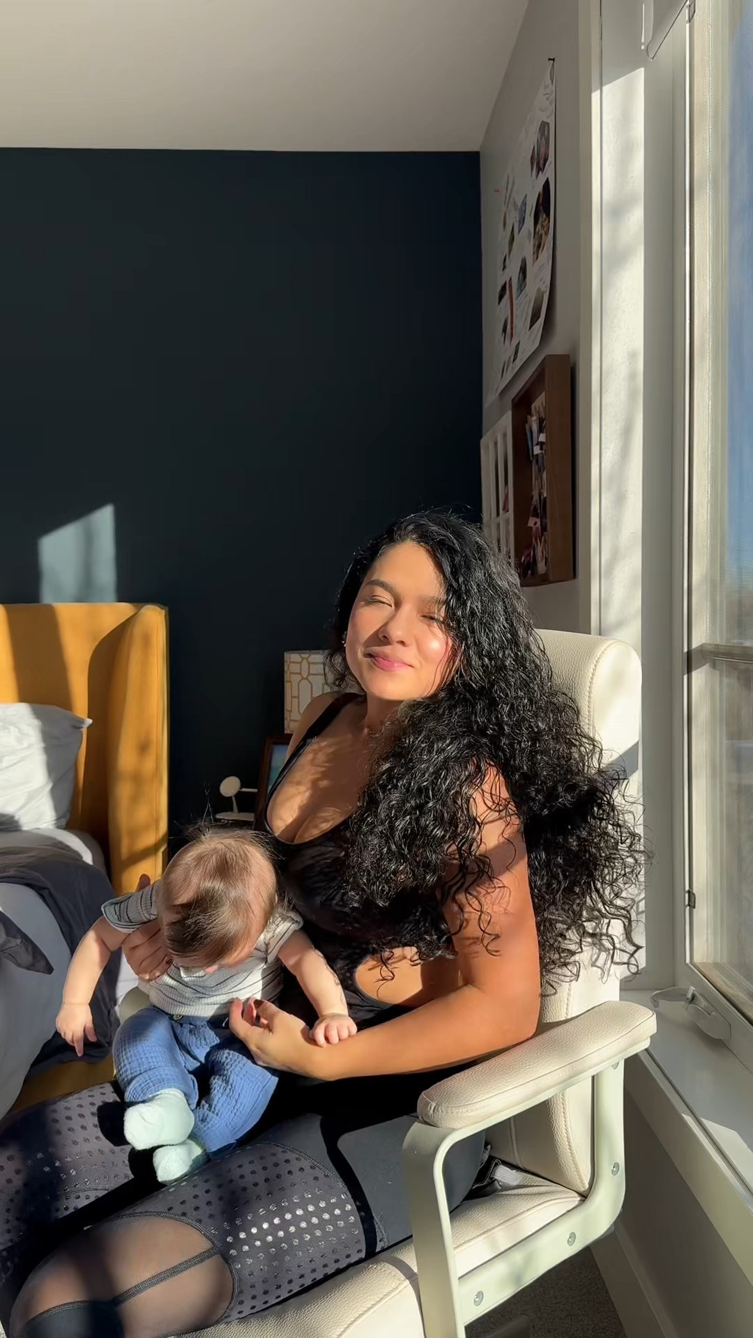 From Colombia to 🇨🇦, my curls have been through a lot! Finding a routine that works in different climates wasn’t easy until I found @lusbrands. I’ve been using these products for a long time and they are the reason my hair stays hydrated, defined, and healthy despite the Canadian winter. So happy to finally share my routine with you! @loveurcurls 
Traducción: De Colombia a Canadá, ¡mis rizos han pasado por mucho! Encontrar una rutina que funcione en diferentes climas no fue fácil hasta que encontré LUS. Los he usado por mucho tiempo y son la razón por la que mi cabello sigue hidratado y definido pese al invierno canadiense.

#LTKbeauty #LTKbaby #LTKcanada