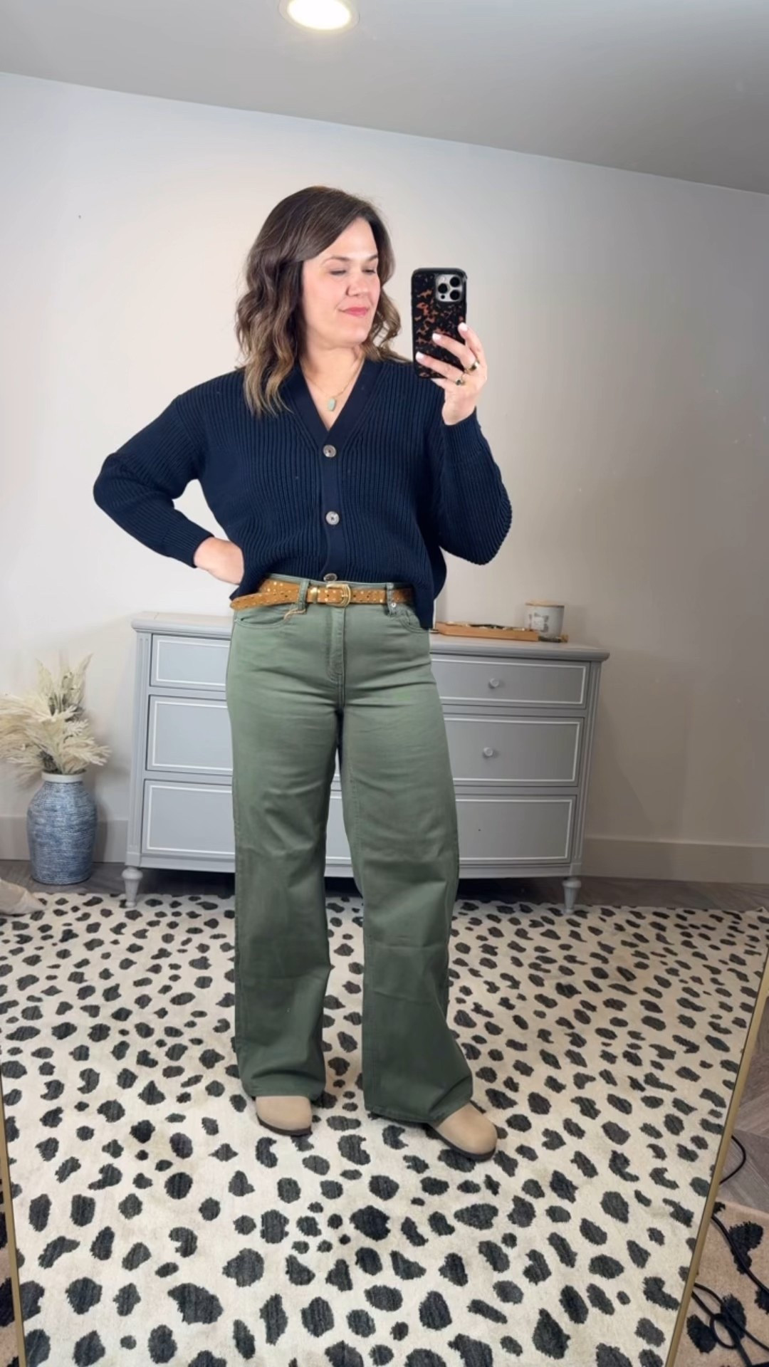 This 100% cotton sweater is my favorite piece from Quince. I’m wearing a size medium so I would say tts or size down if your are between sizes. 



Outfit ideas, quince style, quince outfit ideas, thanksgiving style, cotton sweater, v neck sweater, navy blue sweater, fall outfits, fall style, thanksgiving outfit ideas, size 10 style, size 12 style, size 30 style, midsize, midsize style, midsize influencer

#LTKMidsize #LTKOver40 #LTKFindsUnder100