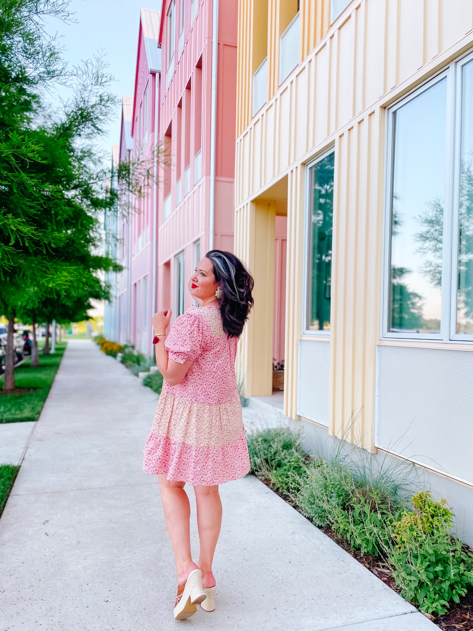 Summer #Tuckernucking in this Hyacinth House dress which was perfect for an art show and farmer’s market last night. Psst - it’s half off right now! And the wedges? Iconic. Closer look at them in my stories! 

#LTKFind #LTKsalealert #LTKSeasonal