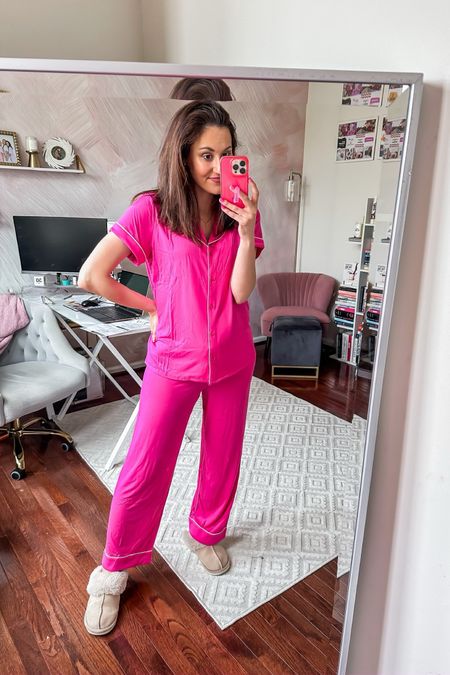 Pajama set from Nordstrom 💕

Nordstrom find // moonlight eco pajamas // short sleeve pajama set // nursing friendly pajamas // button front pjs 

#LTKSaleAlert #LTKStyleTip #LTKFindsUnder100