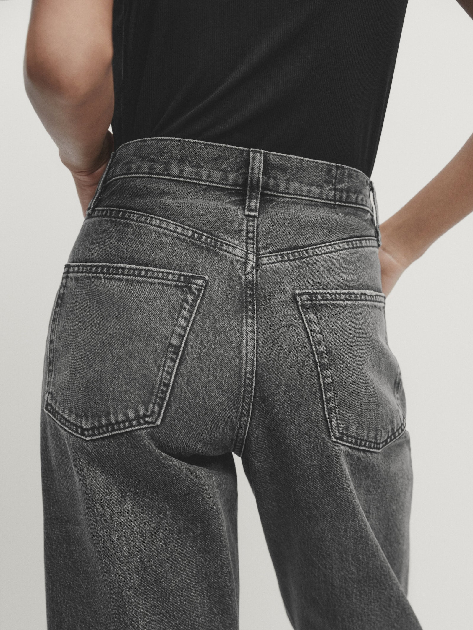 Straight-Fit-Jeans mit hohem Bund | Massimo Dutti DE