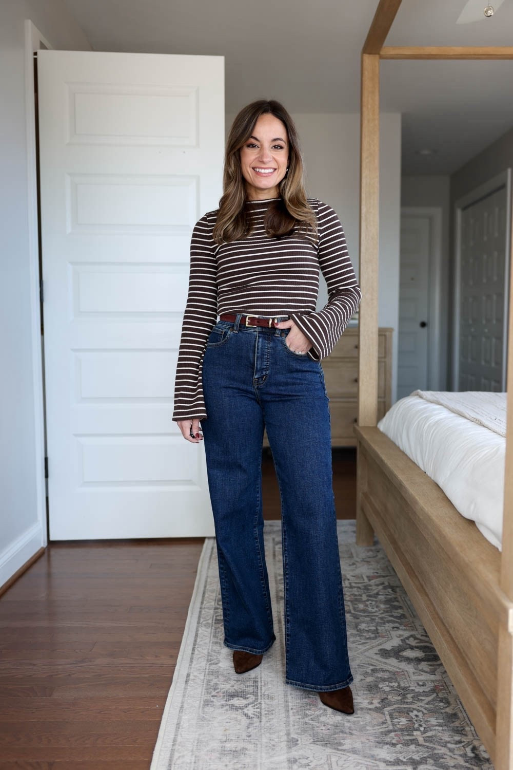 Four outfits with the wide-leg jean from Madewell! 

Jeans (madewell): 24 standard - 10 3/4” rise, 29” inseam (petite has a 10.5” rise and a 27” inseam). 
Top (LOFT): petite xxs 
Belt (j.crew): xs 
Shoes (j.crew): tts 

My measurements for reference: I’m 4’10” and 105lbs. My bust, waist, and hip measurement is 32”, 24”, and 36”.

#LTKPetite