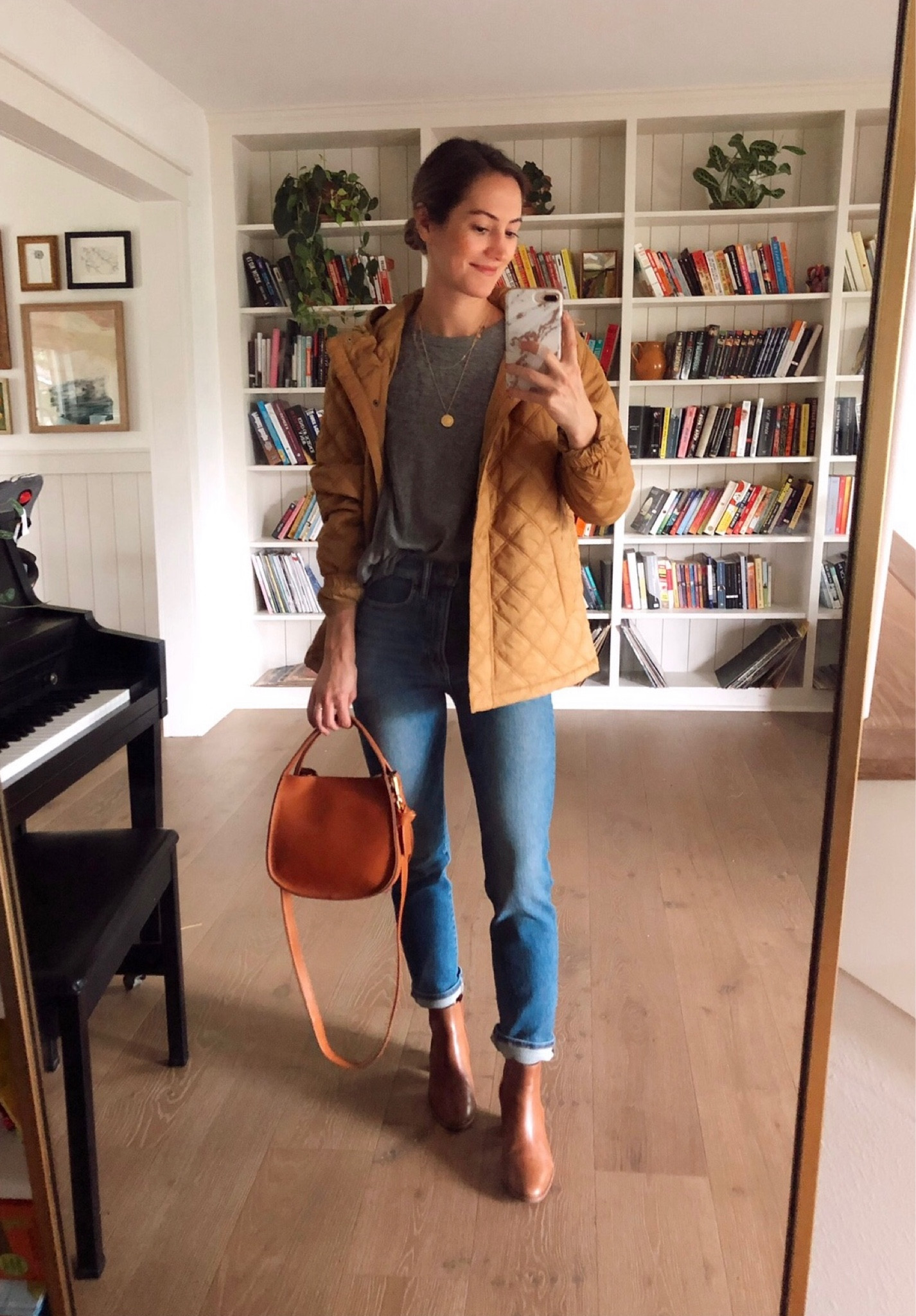 Small in jacket, mine is an older color option but there’s now olive green & a pale yellow.✨Head to toe is 50% off! Great bag, jeans & tee, too.🥰