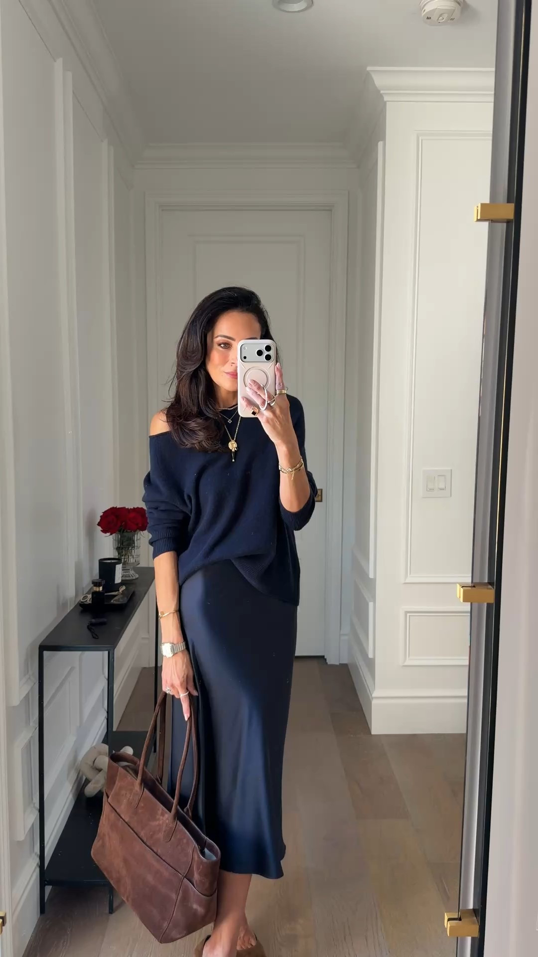 Top size small I sized ip for fit
Skirt small wish I did XS 
Everything comes in several colors! 





Cashmere, skirt, tote, style 

#LTKOver40 #LTKgrwm #LTKSeasonal