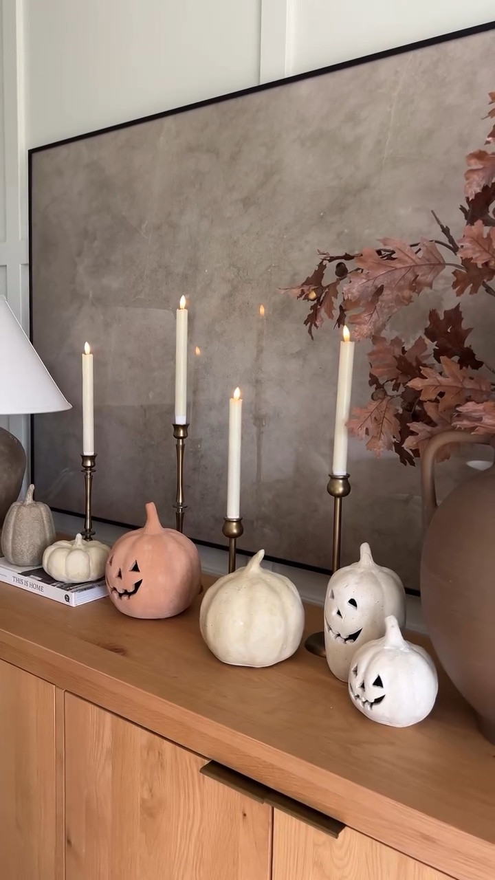 Falloween sideboard decor idea 🍂🎃 comment shop for the links!