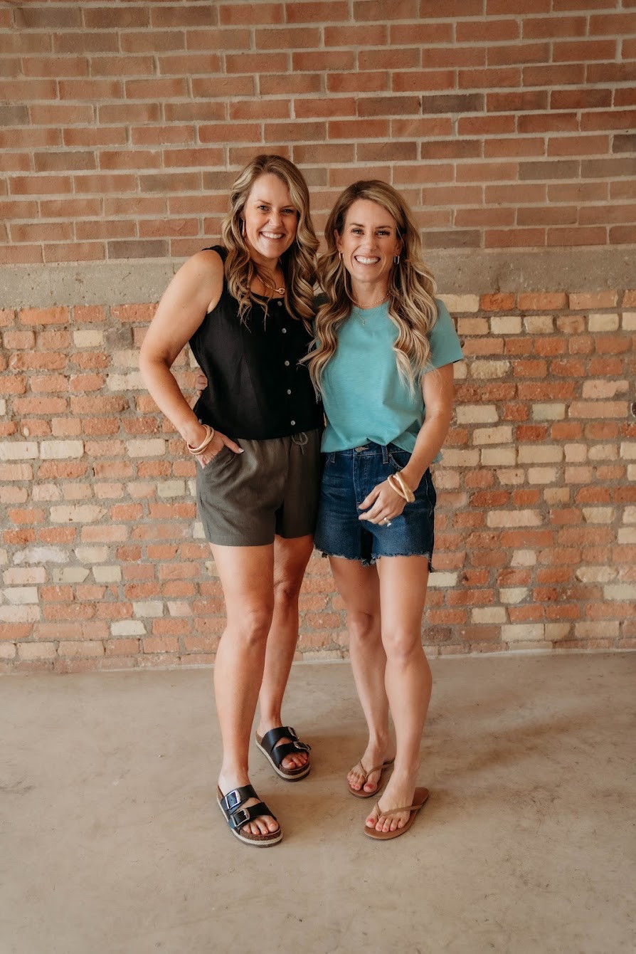 Spring outfits

casual outfit  denim shorts linen shorts  sandals  flip flops  mom style  summer outfit  Walmart fashion

#LTKStyleTip #LTKFindsUnder50 #LTKSeasonal