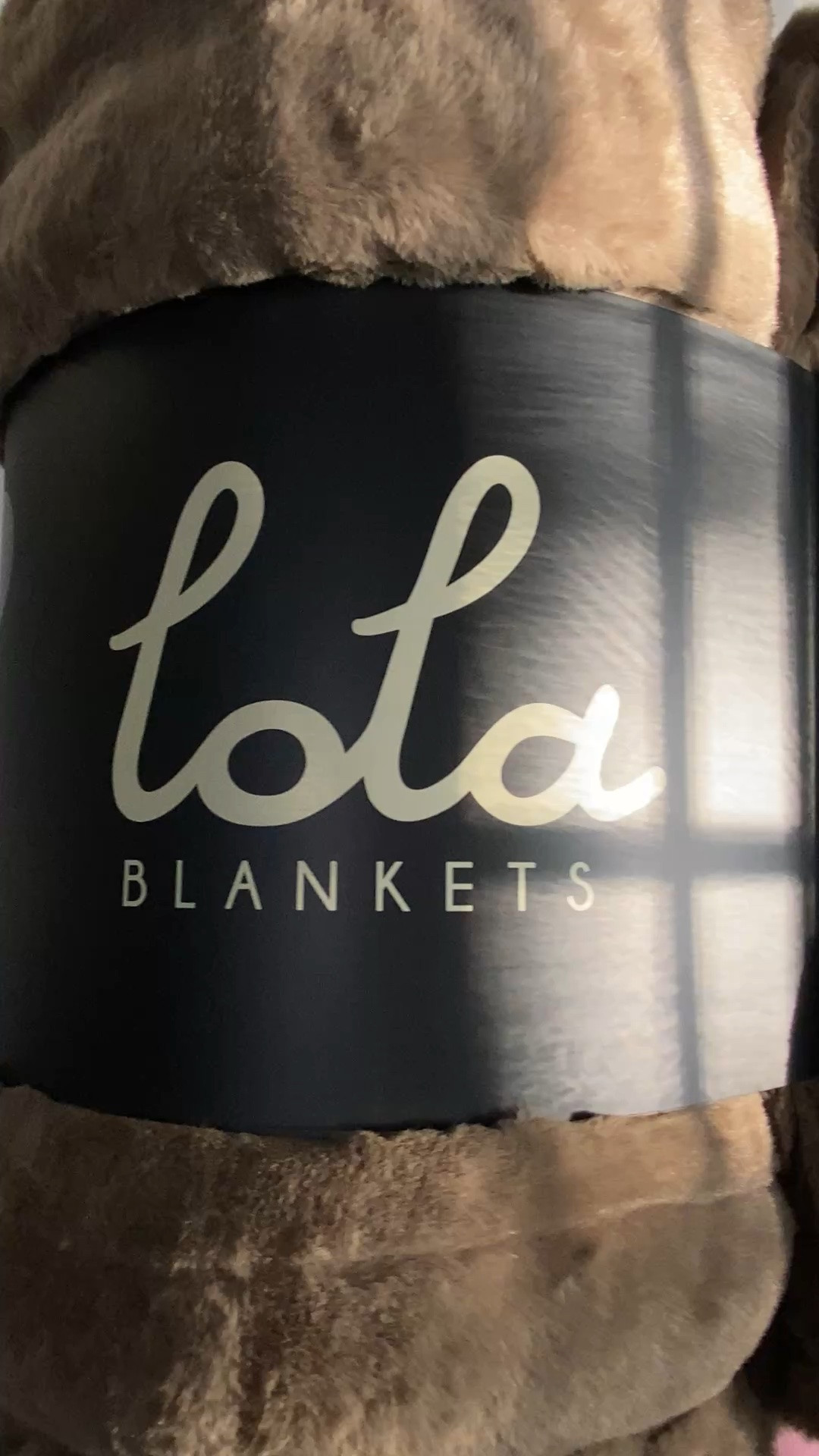My absolute favorite super soft blankets are on sale for Memorial Day weekend! Use code SUMMER40 for 40% off!!!

#LTKSaleAlert #LTKHome #LTKselfcare