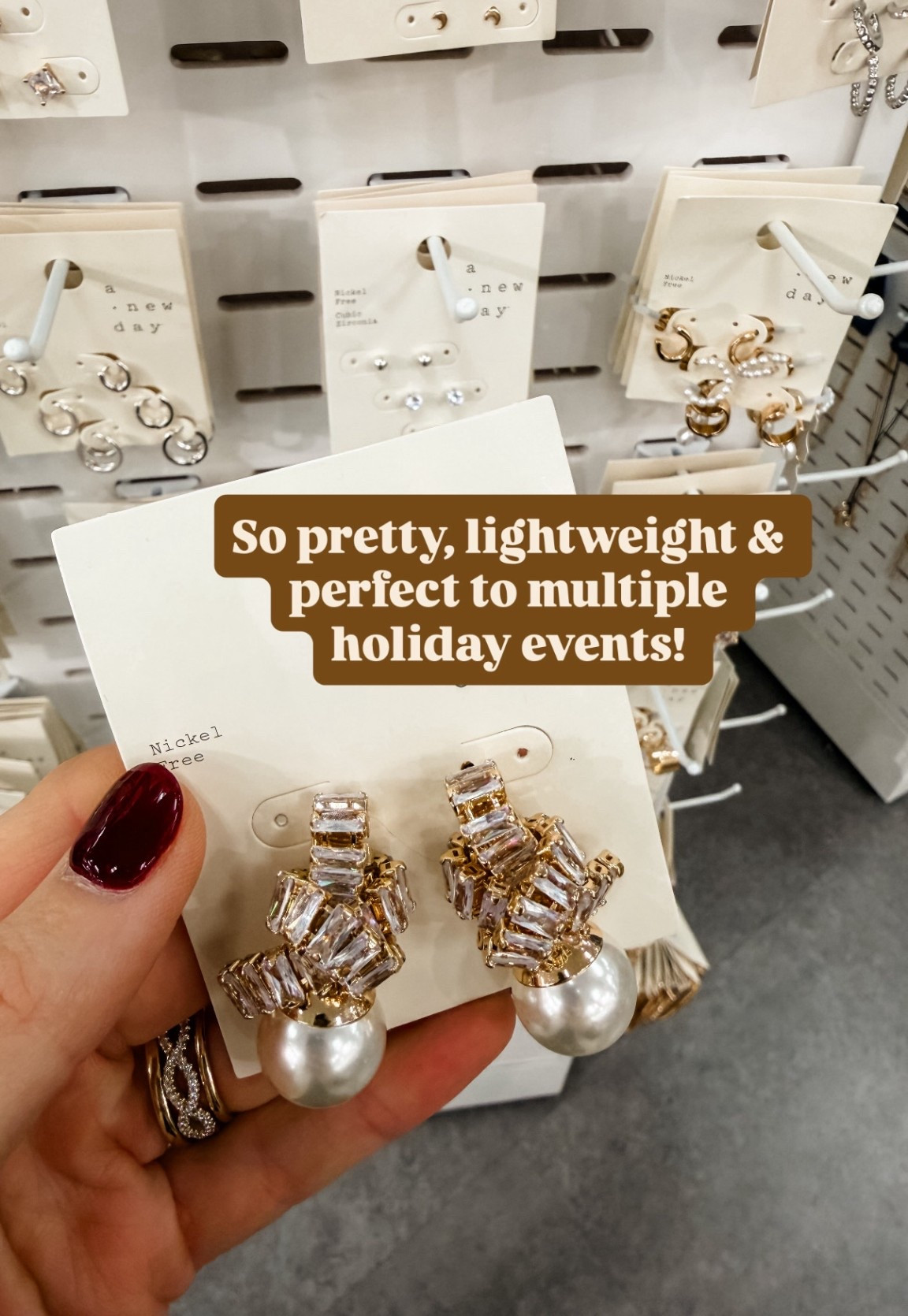 These earrings are perfect for the holidays! 

Loverly Grey, holiday earrings, Target find, Christmas earrings, gift guide, gift ideas

#LTKHoliday #LTKGiftGuide #LTKFindsUnder50