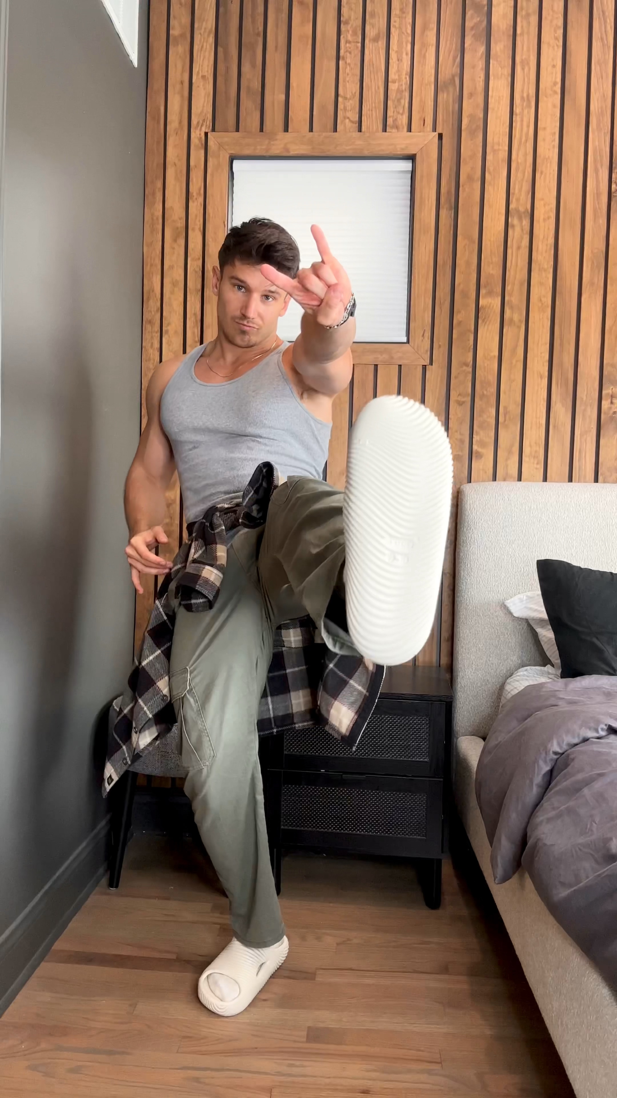 Stepping into a mellow September, one comfy Croc at a time! Perfect for a post gym / relaxation moment.

@crocs #GiftedbyCrocs #mellow #mellowrecovery


#LTKstyletip #LTKVideo #LTKmens