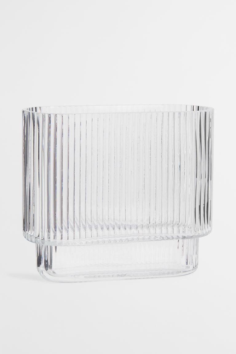 New ArrivalOval vase in fluted glass. Width at the top 9.5 cm. Height 18 cm. Length at the top 21... | H&M (US + CA)