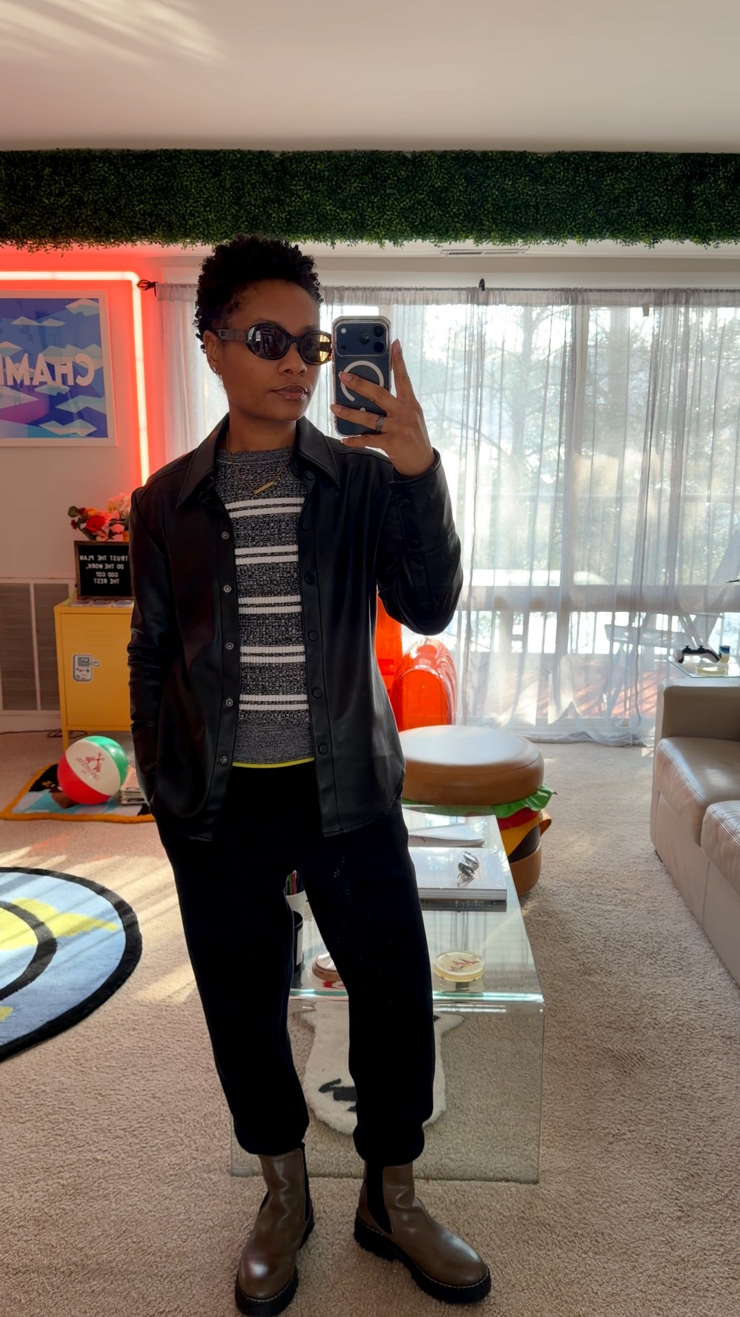 Last weeks ootd: Comfortable and casual look for running errands and auntie duties! 

#LTKgrwm #LTKPetite #LTKootd