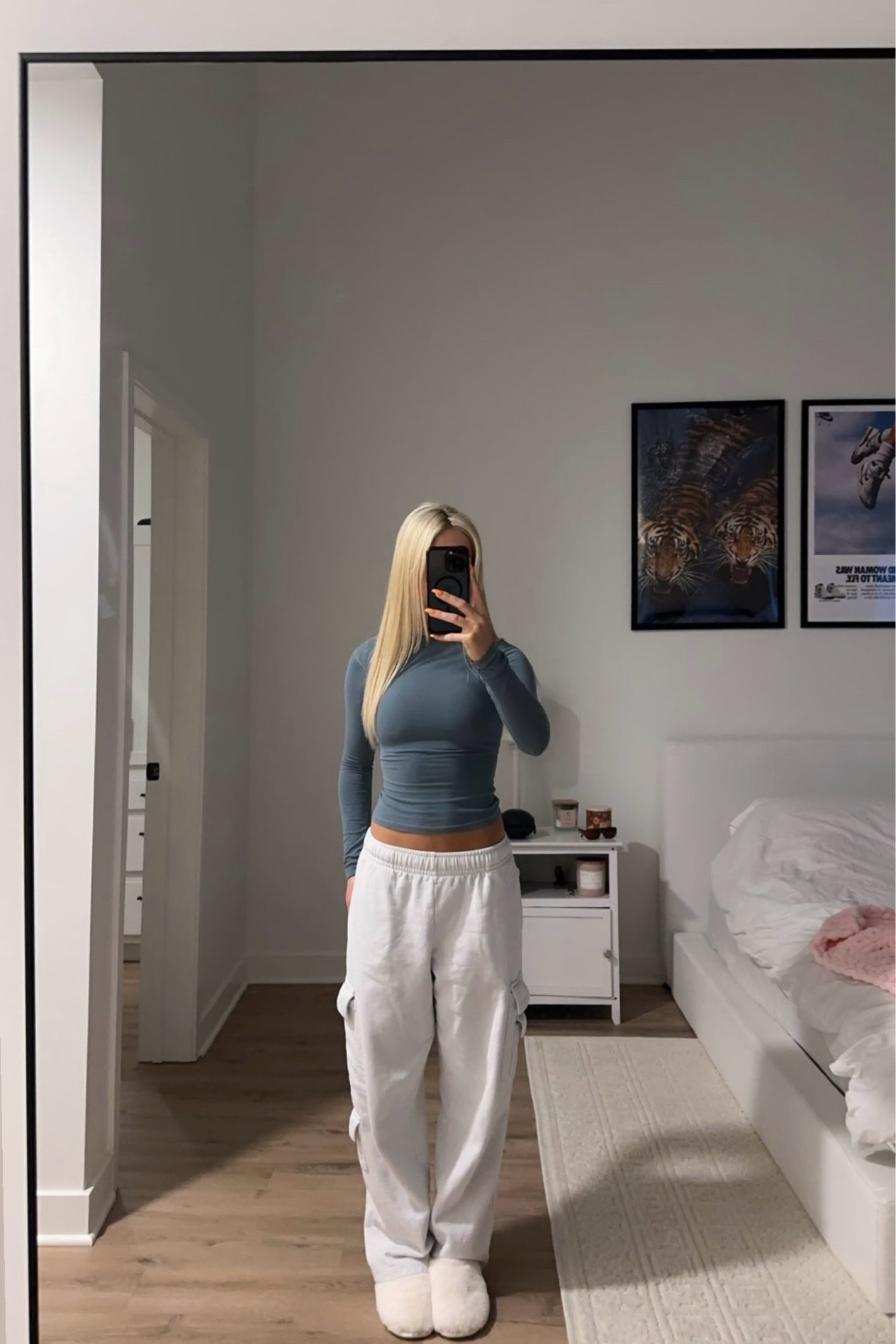 Comfy home fit 💙

#LTKBeauty #LTKHome #LTKTravel