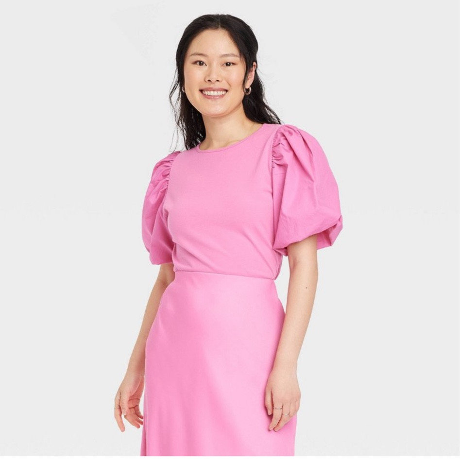 the CUTEST top for spring, on sale for $16! I bought it in pink and black but I’m tempted to buy more! I’m wearing a size small and it’s slightly cropped but works with high waisted jeans 💕

#LTKSeasonal #LTKSale #LTKunder50