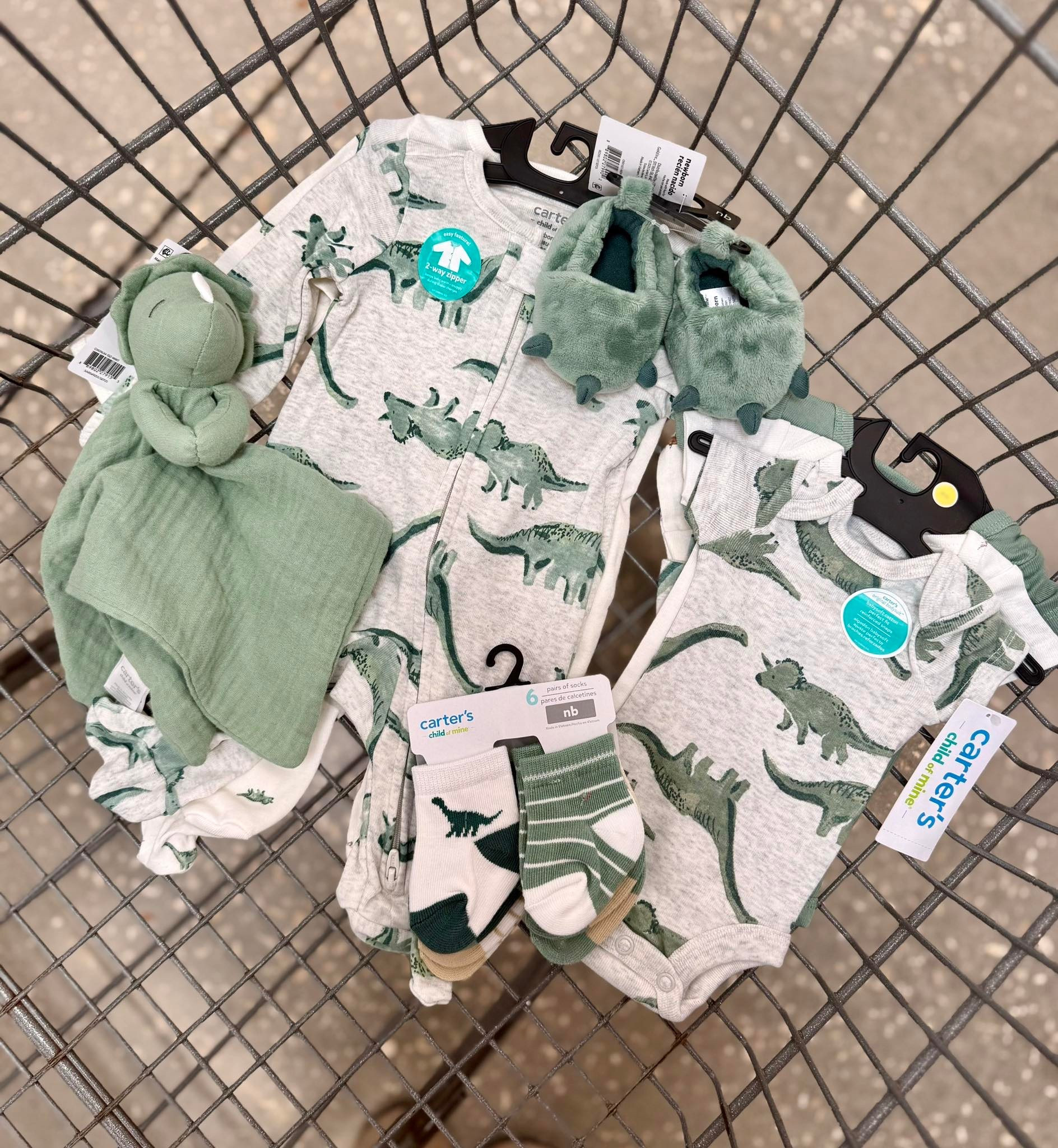 Carters dinosaur collection for baby boys omg, the Dino slippers and the Dino lovey 😍🦖🦕
-
#dinosaur #dino #toddlerboy #boyfashion #boystyle #walmart #walmartmom #walmartfinds #toddlerboy #boymom #babyboystyle #babyboyfashion #babyboyclothing