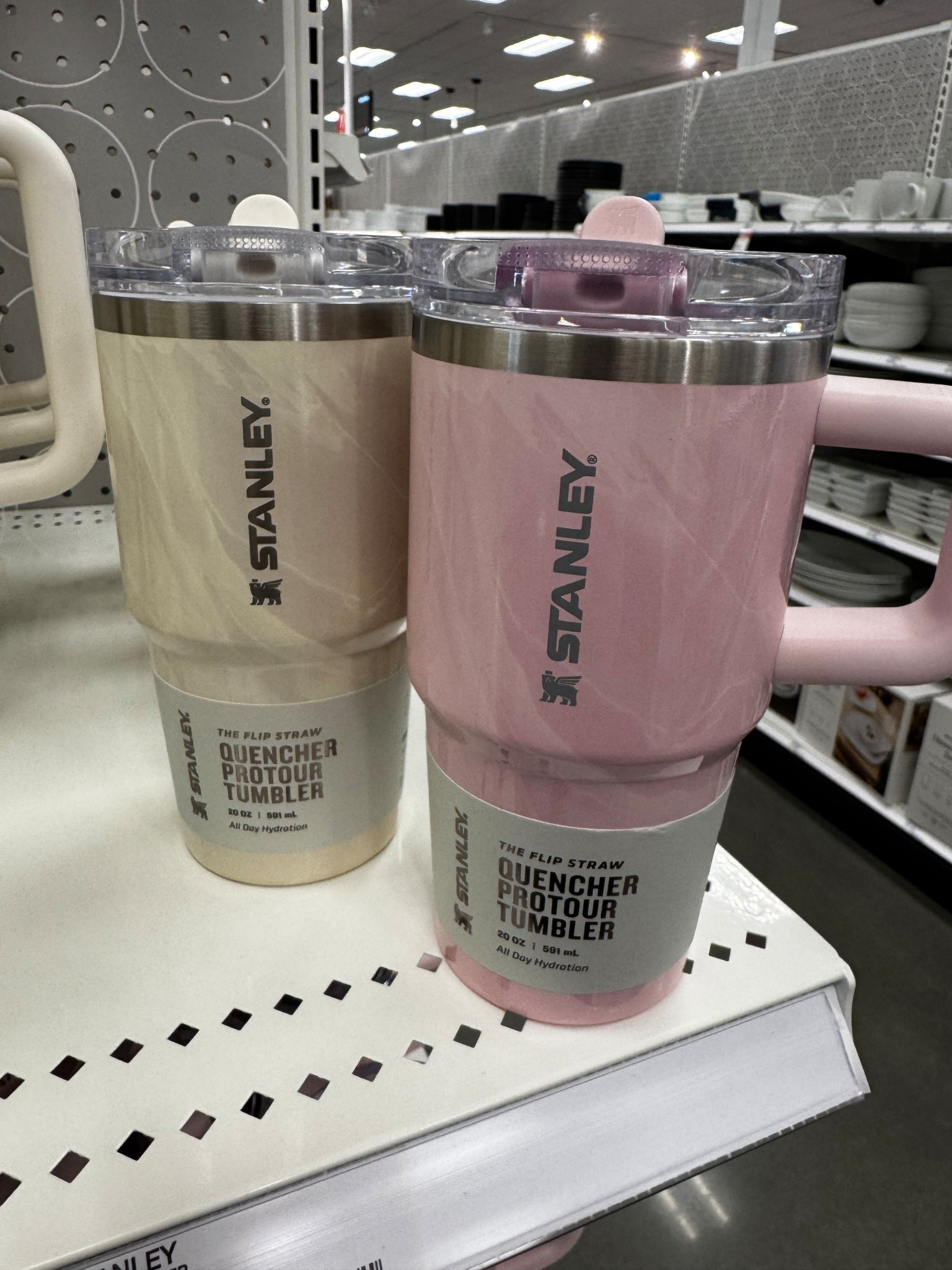 New Target Stanley colors just dropped and they’re selling fast 🏃‍♀️💦
Perfect for workouts, errands, travel, and staying hydrated all day.
Linked in LTK before they sell out.

Great last minute gift idea! The holiday gift she wants ❤️

#LTKHoliday #LTKdayinmylife #LTKGiftGuide