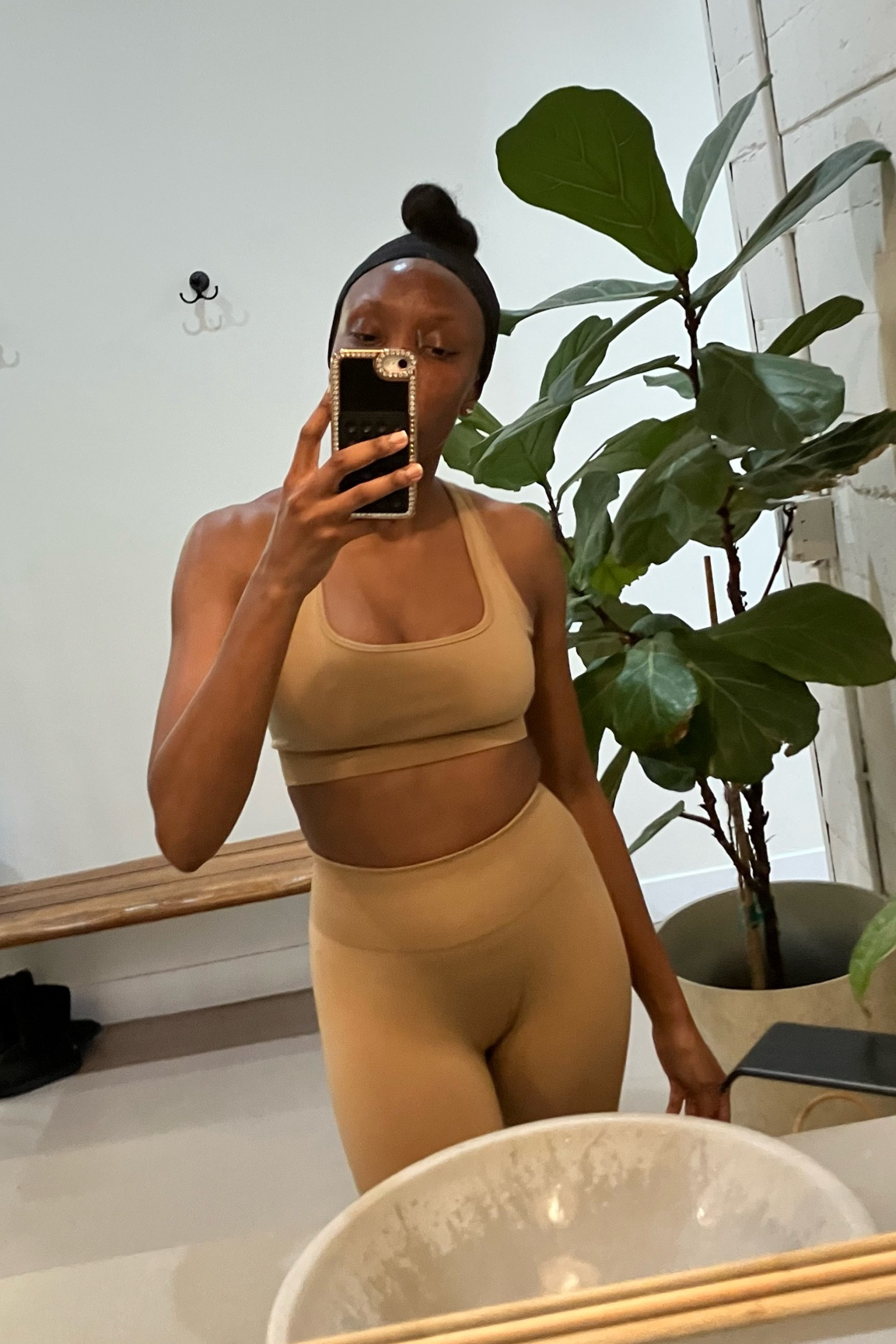 Some of my favorite workout sets are from Bo + Tee. Their sets are so comfortable and last for a long time. I have linked this set below along with some other pieces that I lovee

#LTKfitness #LTKfindsunder100 #LTKMostLoved