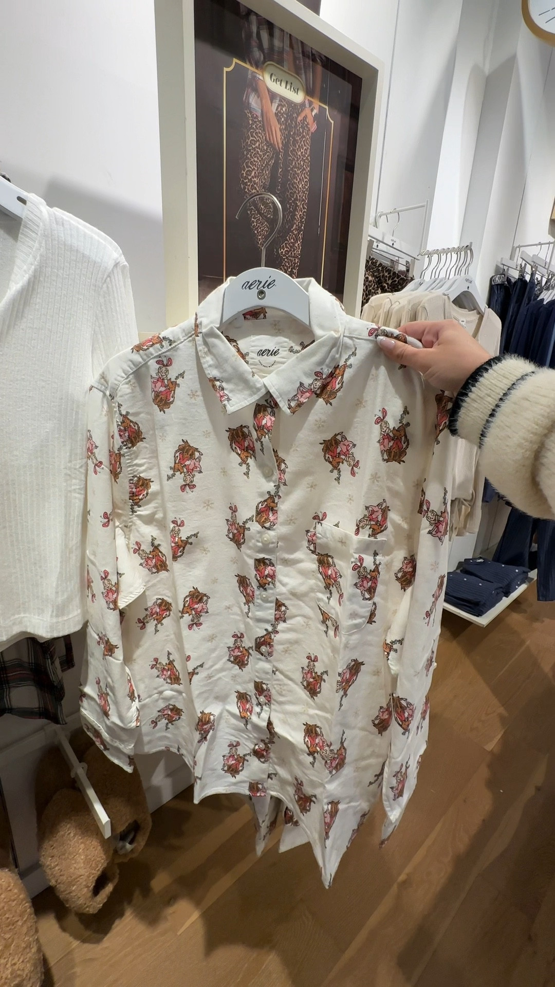 trying on the black bow satin holiday PJs from Aerie 🎀

#LTKHoliday #LTKFindsUnder100 #LTKSeasonal