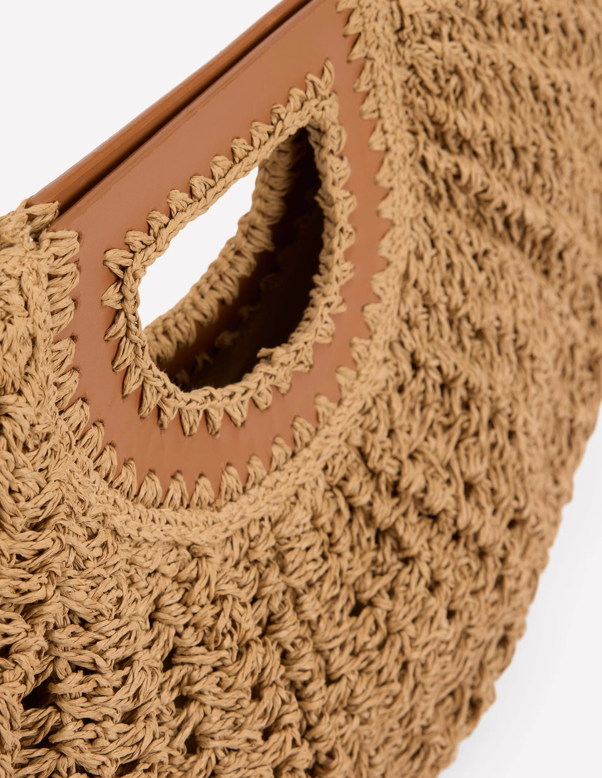 Clutch in Halbmondform aus Bast-Naturbelassen Bast | Boden DE