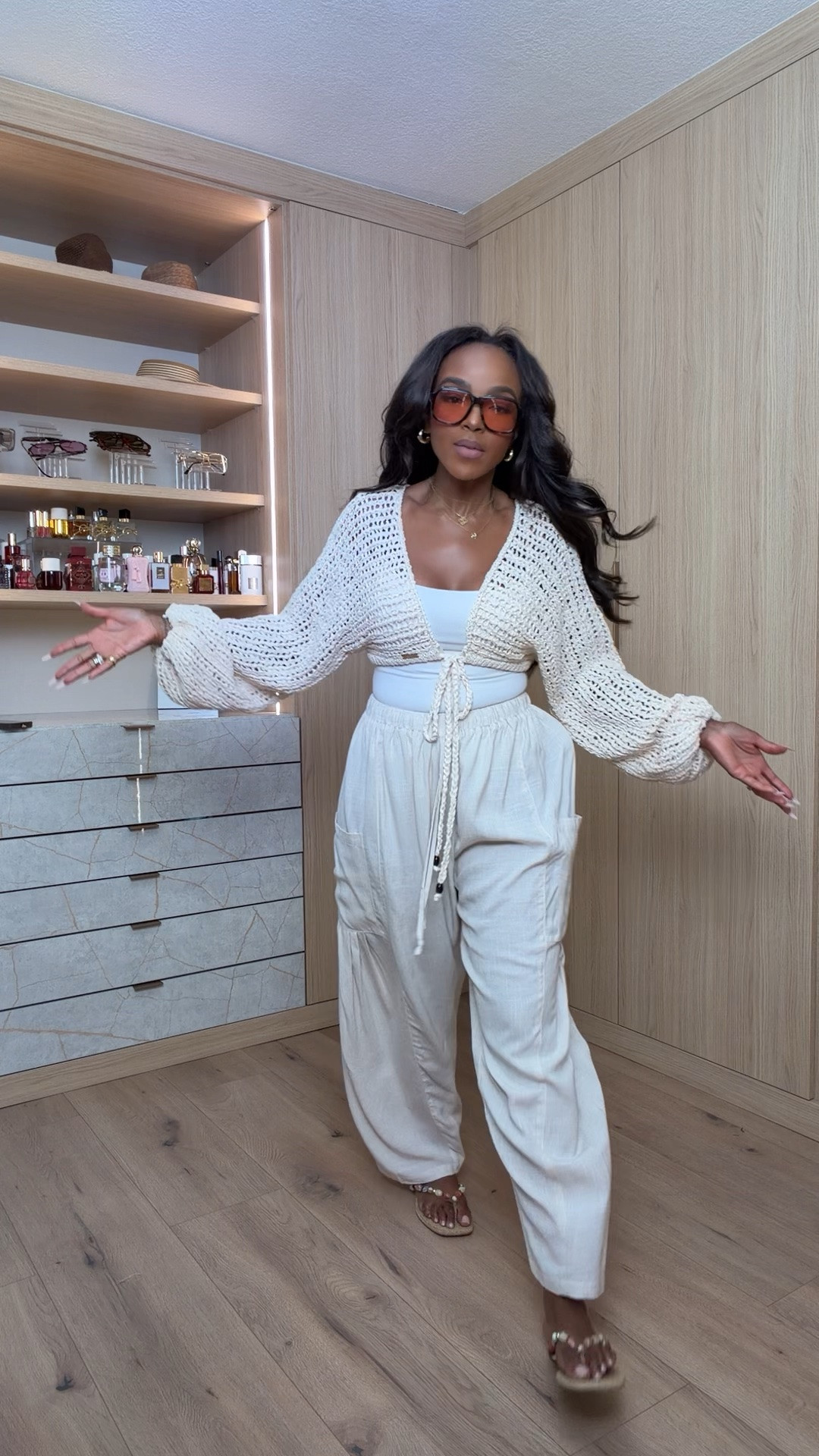 Hi Babes!

Okay this neutral linen look is EVERYTHING 🤍

These flowy pants are the definition of comfy but chic, and paired with the fitted tank and crochet cardigan it gives effortless luxury without trying too hard. This is the kind of outfit that looks expensive, feels like pajamas, and works for so many occasions.

The pants have a relaxed fit with plenty of room while still flattering curves. The cardigan adds the perfect layer for chilly restaurants, flights, or evenings by the water.

Where to wear this:
• Travel days and airport outfits
• Beach town shopping and sightseeing
• Casual brunch with the girls
• Coffee runs and errands
• Resort vacations and cruises

Undergarments: nude seamless bra and seamless thong for the smoothest look (linked).

Everything is linked below.

xx Kira | IG: KirasFashionFinds

34D - 27 - 40 • Size Small or 4