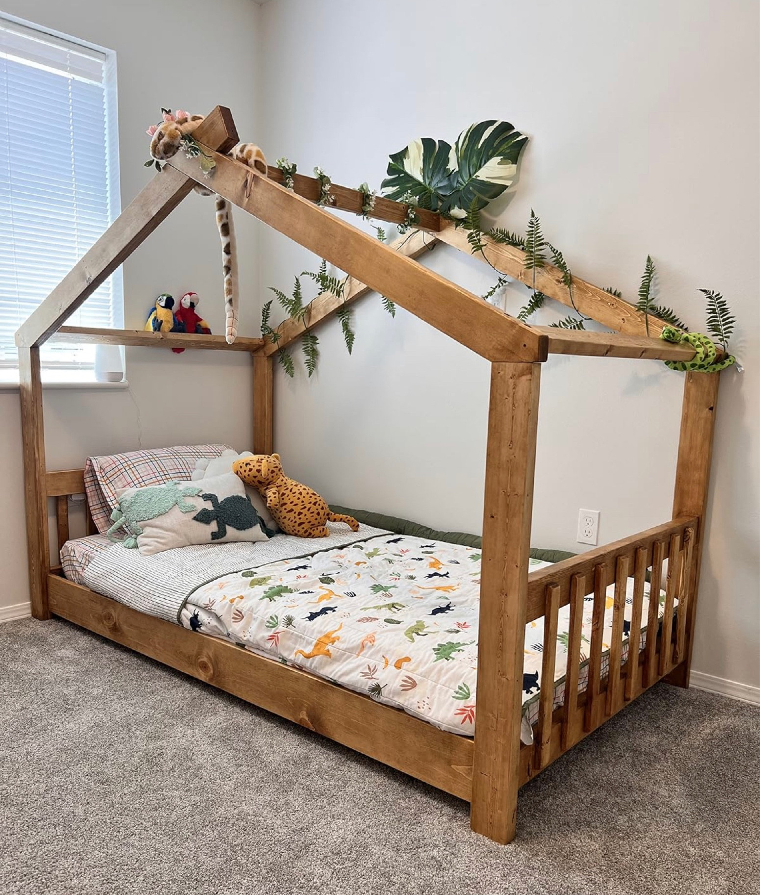 Toddler boy bed💚 

#LTKhome #LTKkids #LTKbaby