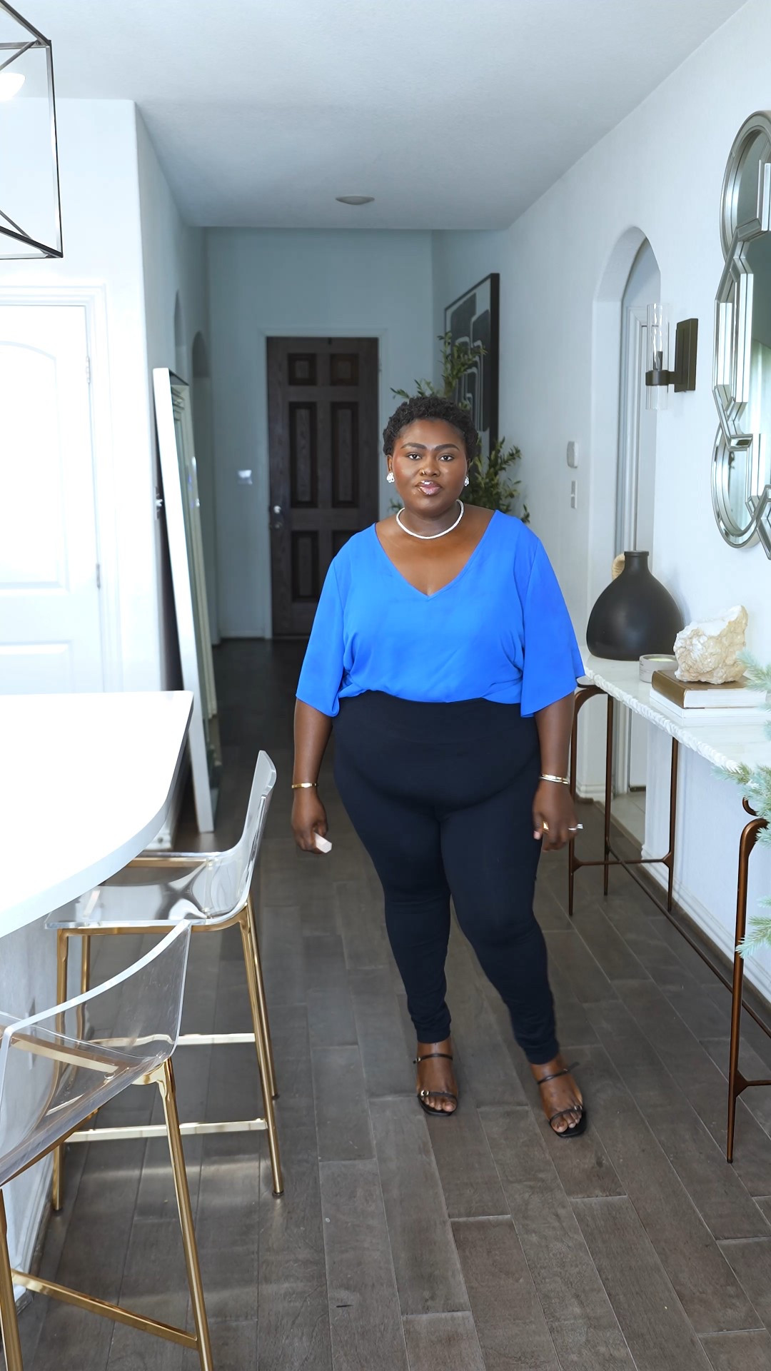 Summer makeup for that bronze look 

This @fentybeauty match stix and powder bronzer is an absolute yes for my makeup routine! I’ve missed the match stix for sure 

Too @eloquii 
Bottom @khy 
.

.
.
.
.
.
.
.
#fenty #fentybeauty #bronzer #summer #darkskin #darkskinwomen #fyp #eloquii #khy