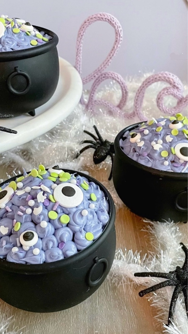 🫧 Cauldron Cakes! 🫧
These silicone cauldrons are perfect for creating fun “cauldron cakes!” I used butterfly pea flower powder to dye the frosting, and topped the cakes off with fun sprinkles & candy eyes!

#LTKSeasonal #LTKHalloween #LTKHome