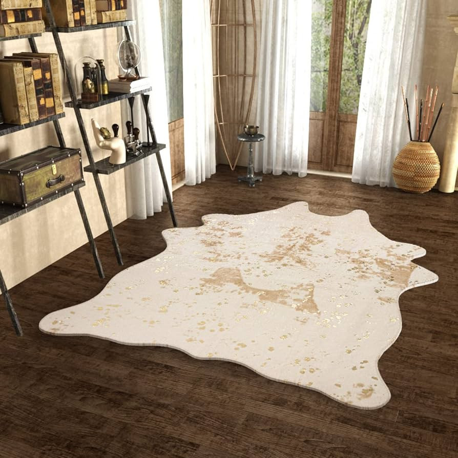 J.THBRO Faux Cowhide Rug Faux Fur Rug Animal Shaped Area Rug Cow Print Area Rug for Living Room H... | Amazon (US)