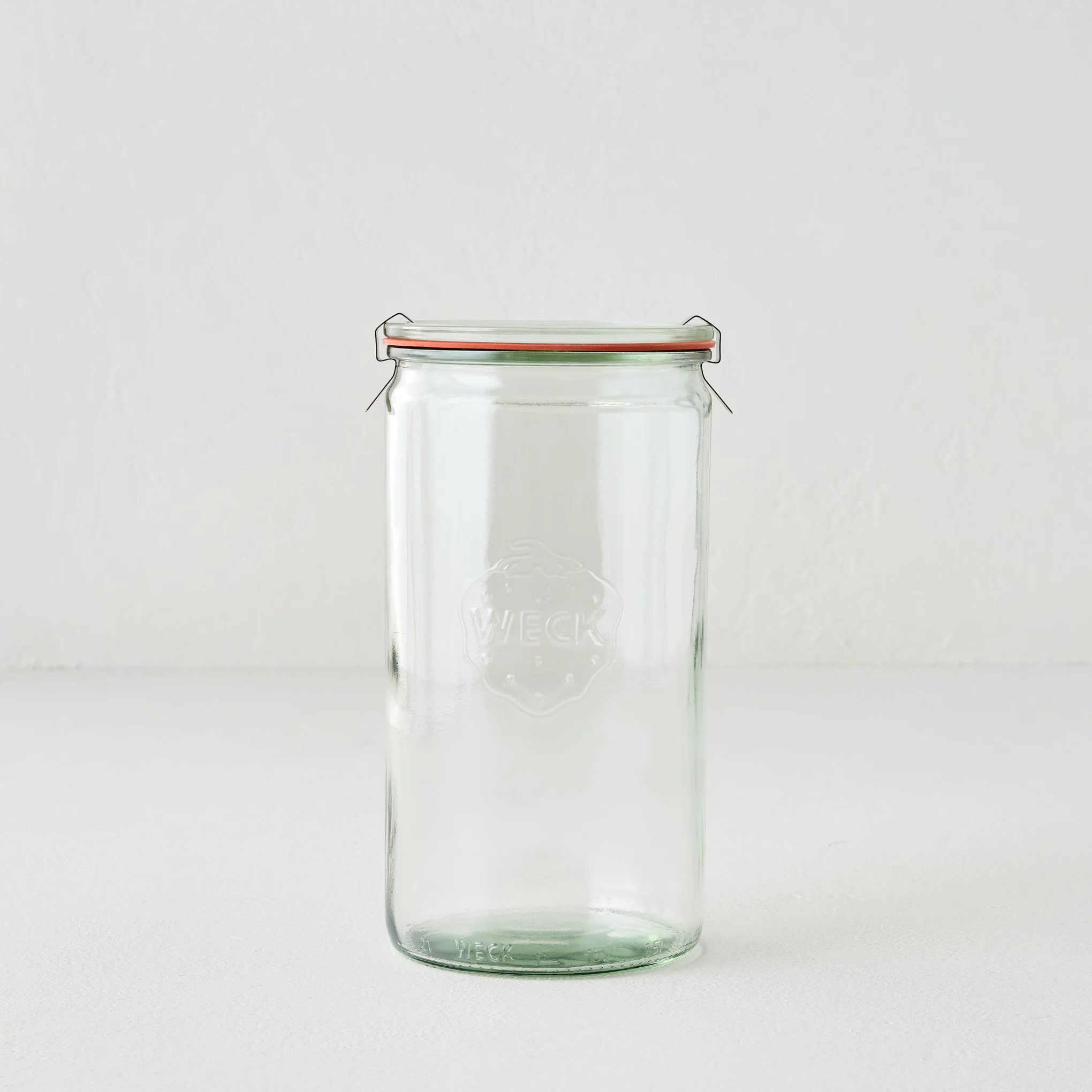 Weck 974 1 1/2 L Cylindrical Jar | Magnolia