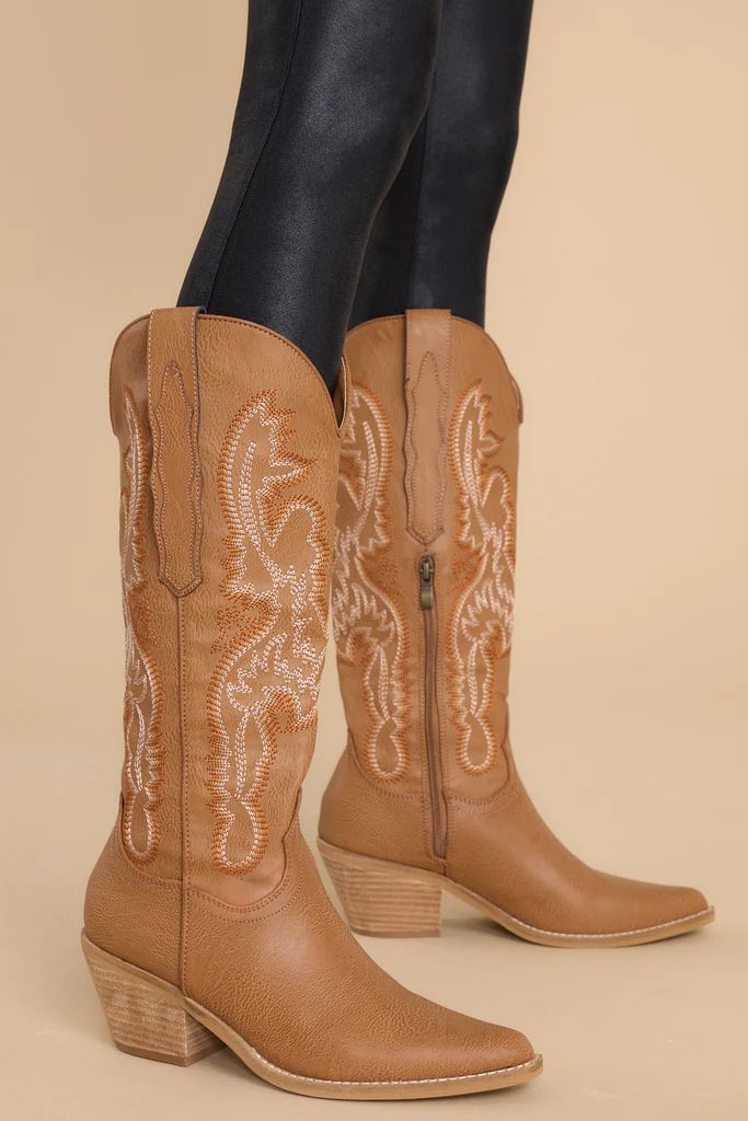 Southern Belle Light Brown Boots | Red Dress 