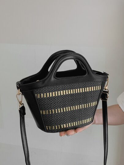 Braided Detail Straw Bag
   SKU: sg2204192930273113      
          (3 Reviews)
            US$18... | SHEIN