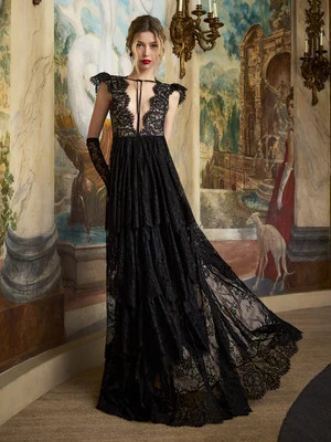 ROSEMARIE LACE GOWN - BLACK | Alice + Olivia