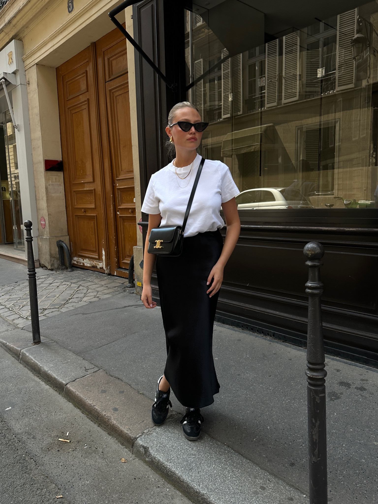 Silk chic #silkskirt #casual #chic

#LTKSeasonal #LTKeurope #LTKworkwear